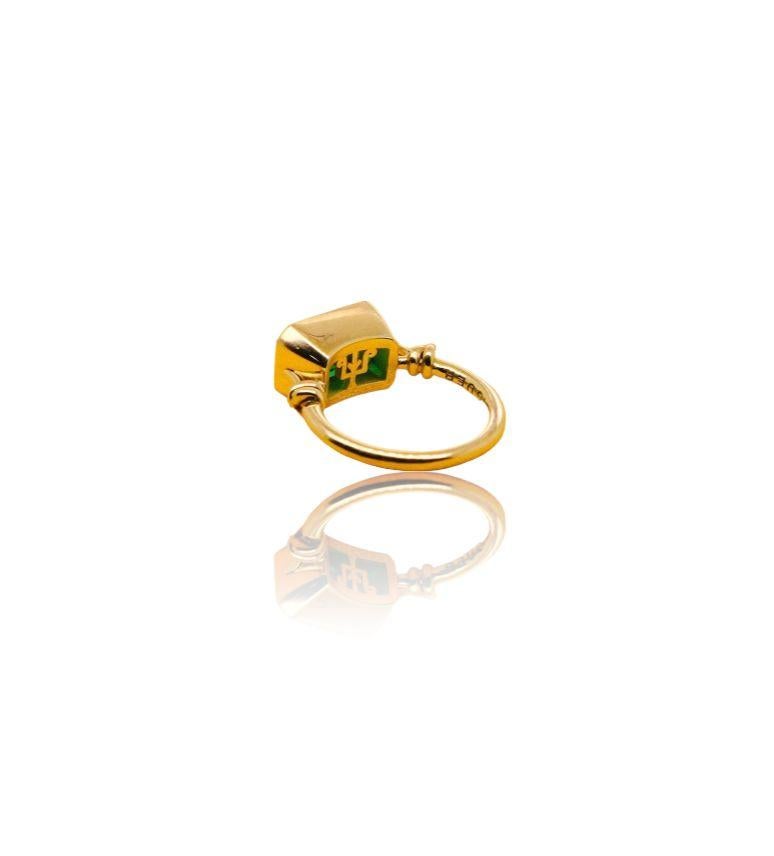2ct Emerald 'Forget Me Knot' Ring in 18ct Yellow Gold In New Condition For Sale In Brisbane, AU