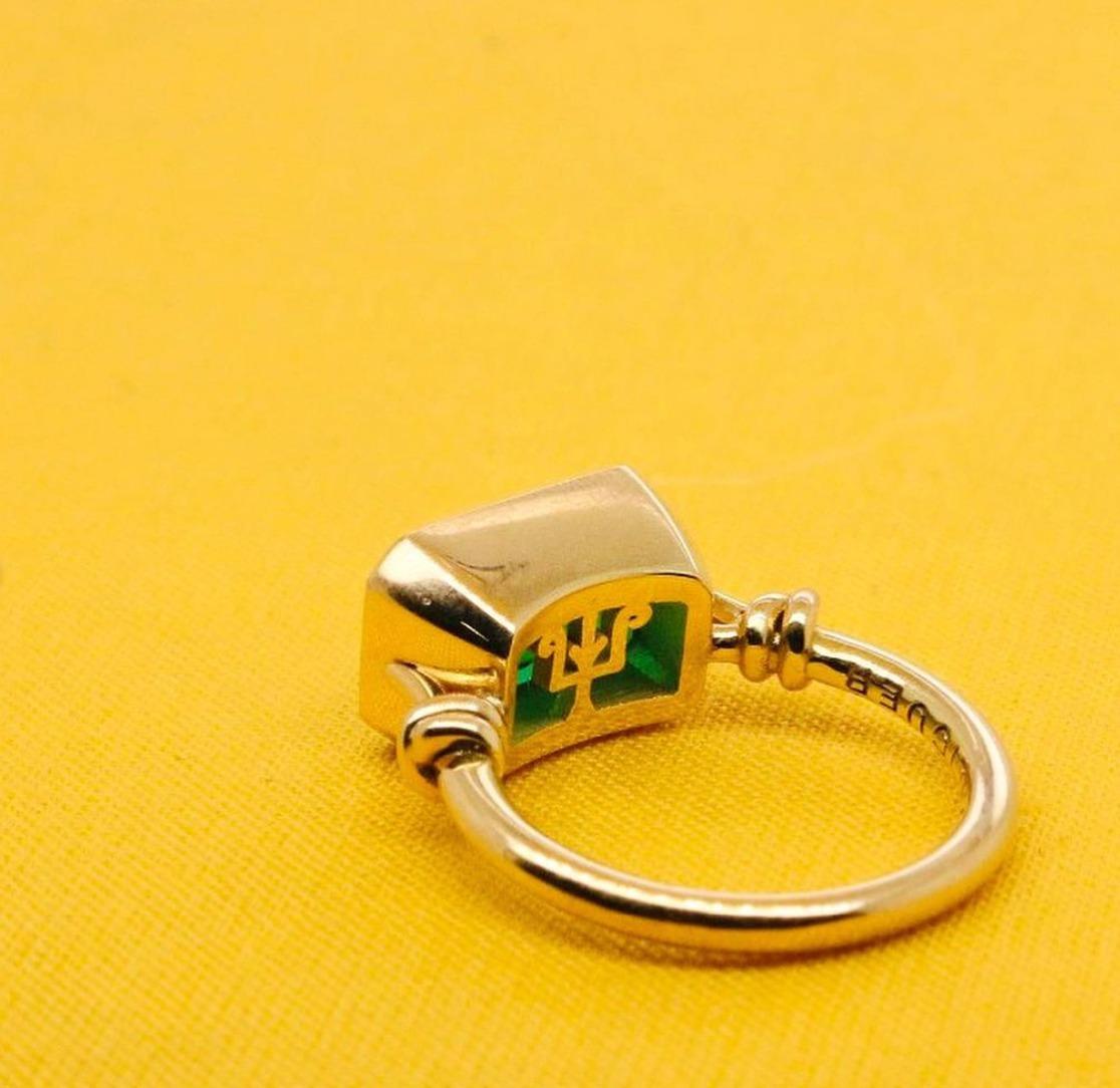2 Karat Smaragd ''Forget Me Knot'' Ring aus 18 Karat Gelbgold 3