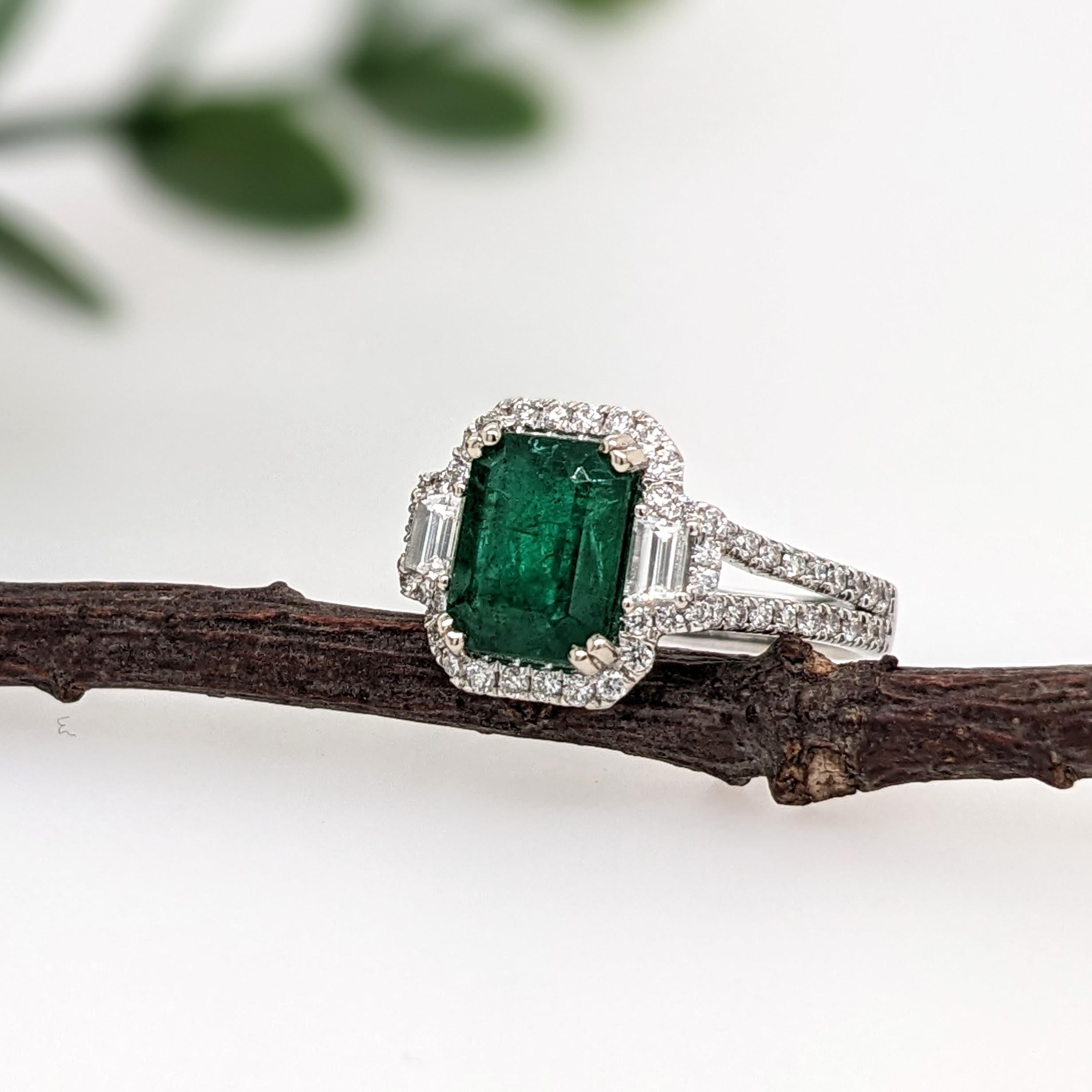 2ct Emerald Ring w Earth Mined Diamonds in Solid 14K White Gold EM 9x7mm In New Condition For Sale In Columbus, OH