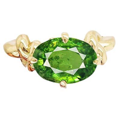 2ct Forget Me Knot Ring with Demantoid in 18ct Yellow Gold