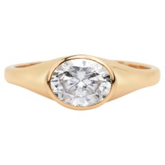 2ct GIA Certified Oval Diamond Solitaire Unisex Signet Ring in 18K Yellow Gold