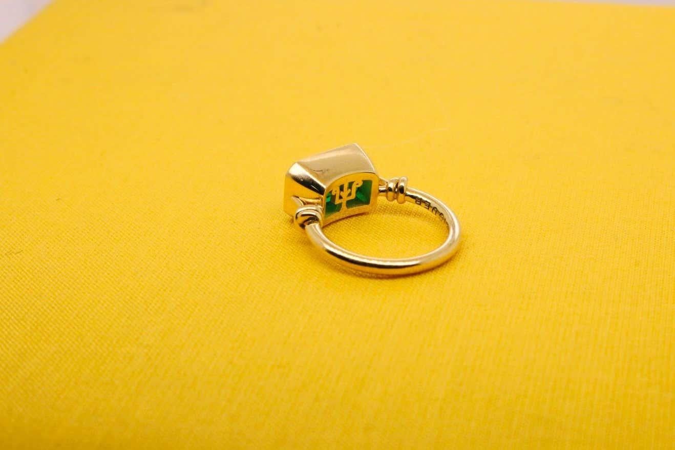 Artist 2ct Love Knot Emerald Ring in 18ct Yellow Gold