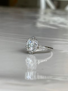 2ct Moissanite Diamong ring hand engraved 18KT