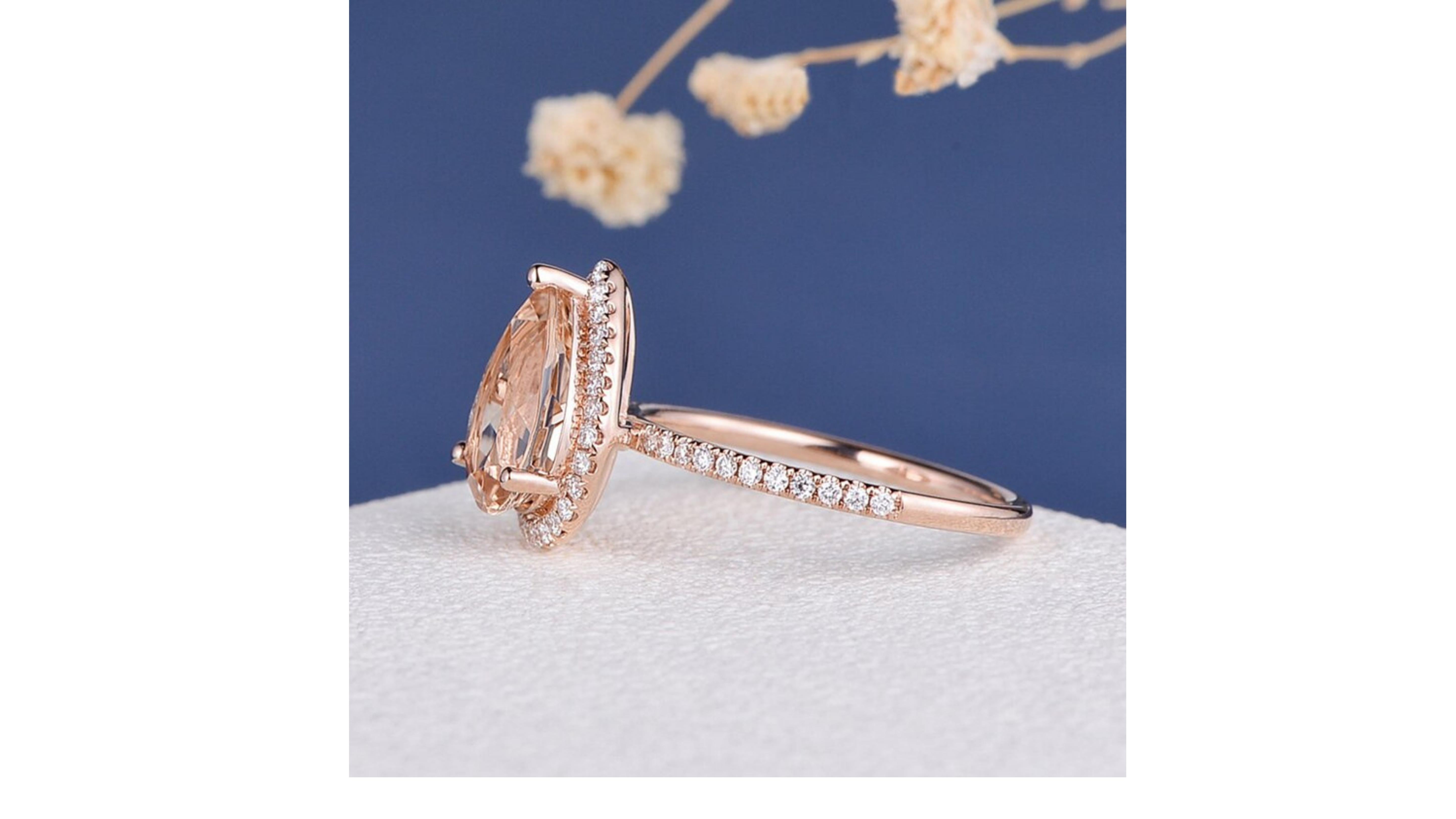 2ct Morganite Ring 14 Karat Rose Gold In New Condition For Sale In Barnsley, GB