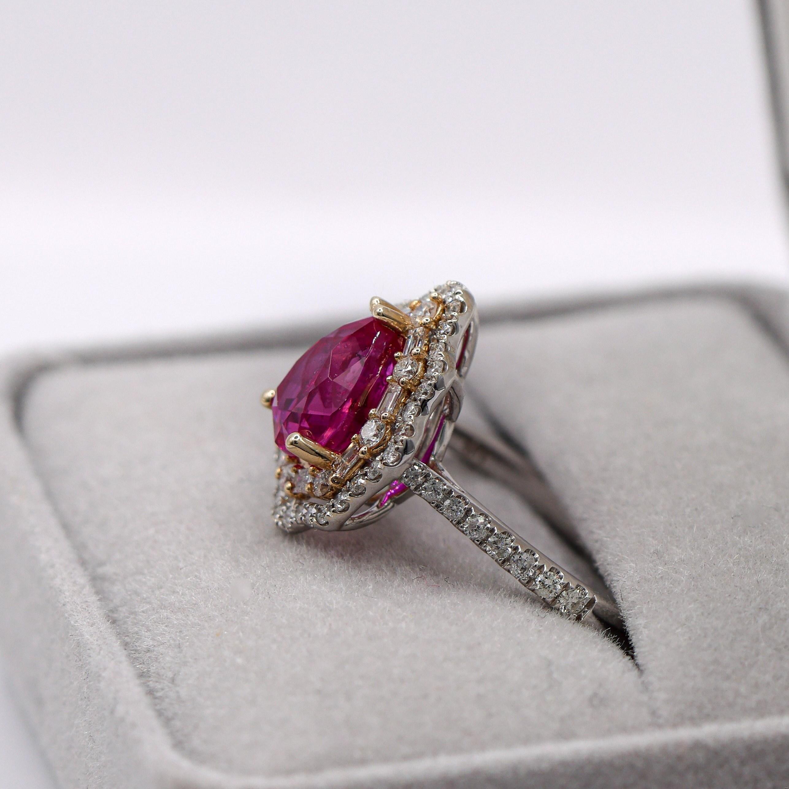 2ct Mozambique Ruby Ring w Natural Diamonds in Solid 14K Dual Tone Gold Pear Cut For Sale 5