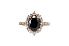 Anello con diamante nero ovale da 2 carati in oro rosa 14 carati