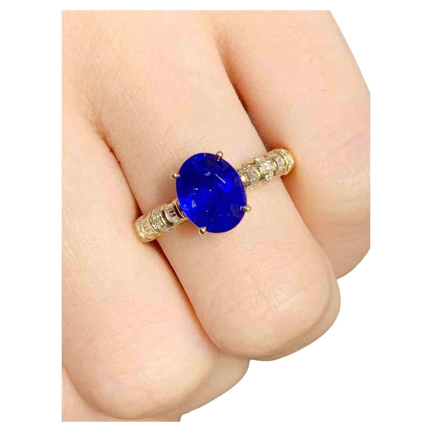 2ct Oval Blue Sapphire 
0.20ct White Diamond 18K Solid Gold Ring For Sale