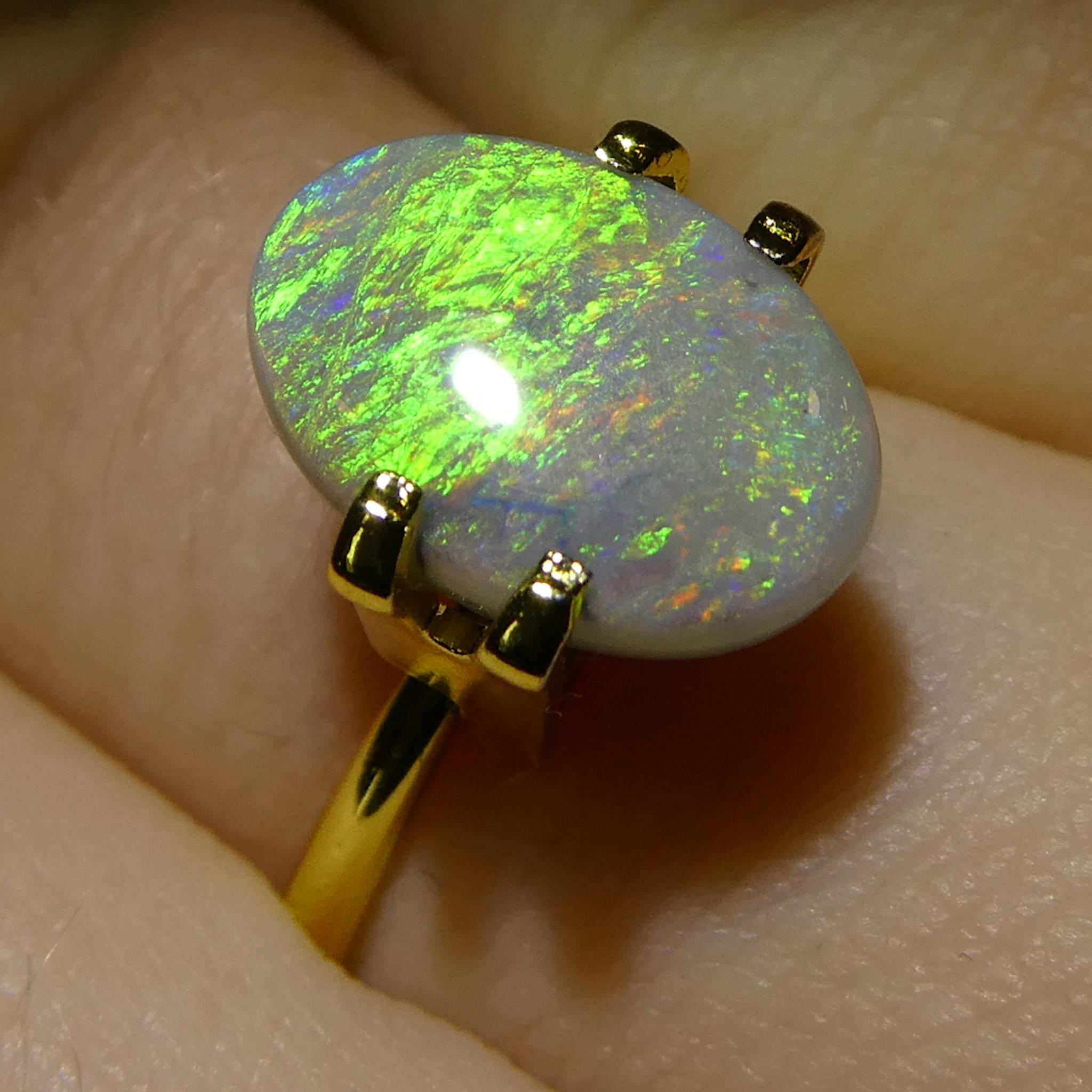 Taglio ovale 2ct Opale grigio ovale cabochon dall'Australia in vendita