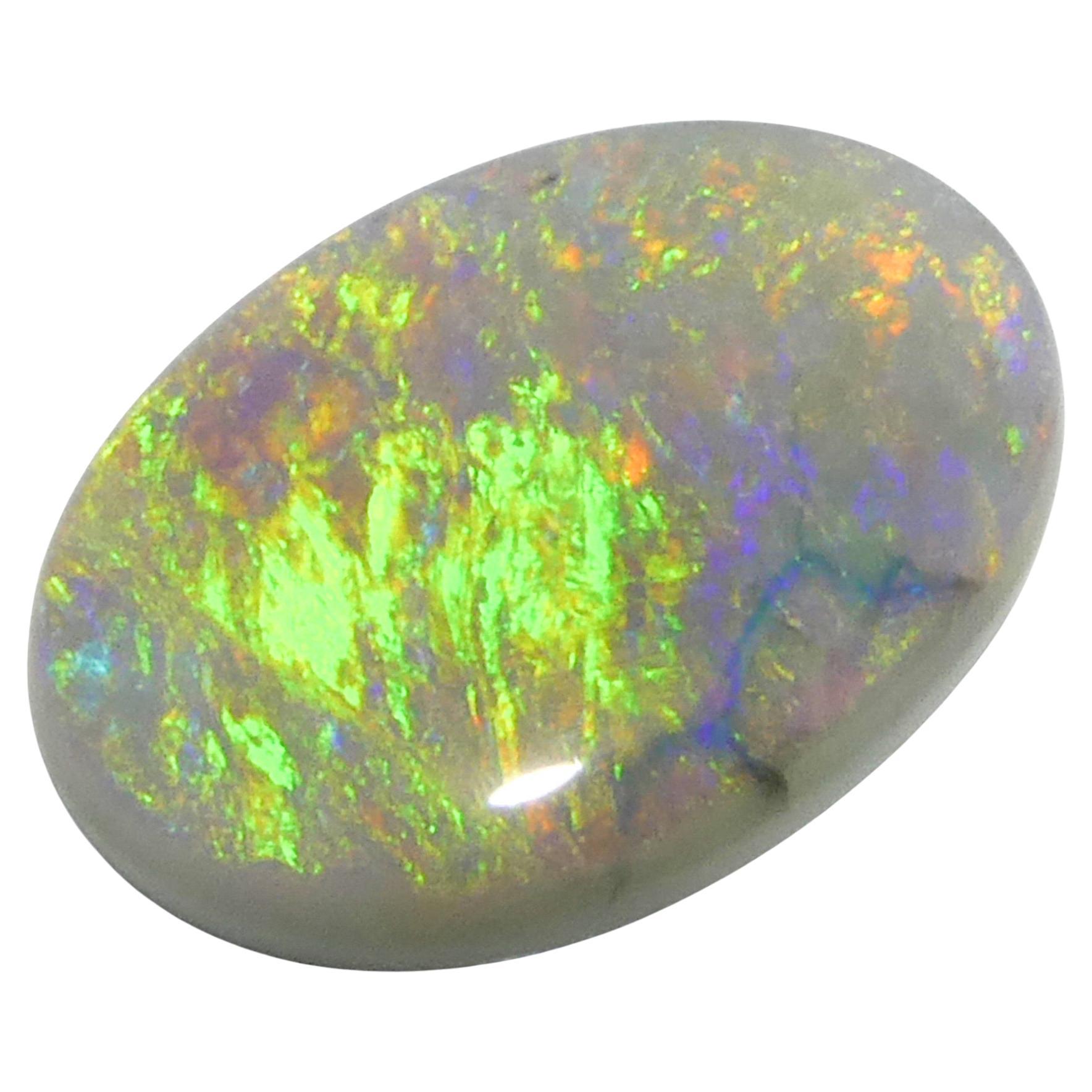Ópalo gris cabujón oval de 2 ct de Australia