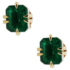 Vintage 2ct pair of Emerald and 18k stud earrings 