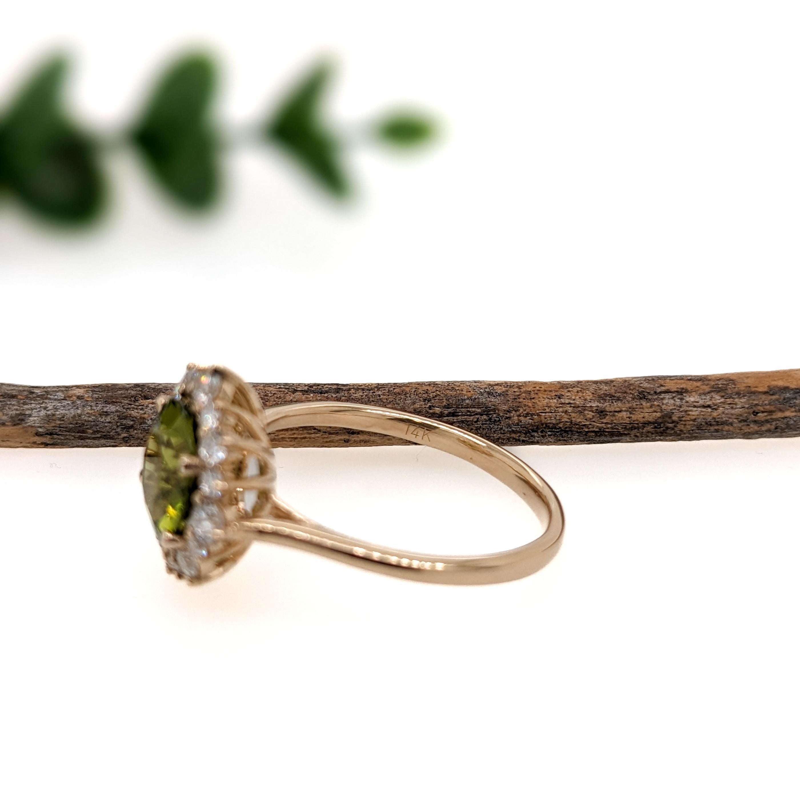 2ct Peridot Ring w Natural Diamond Halo in Solid 14K Yellow Gold  Round 8mm For Sale 1