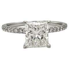 2 Karat Diamantring mit Prinzessinnenschliff aus 18 Karat Weißgold, Sizable
