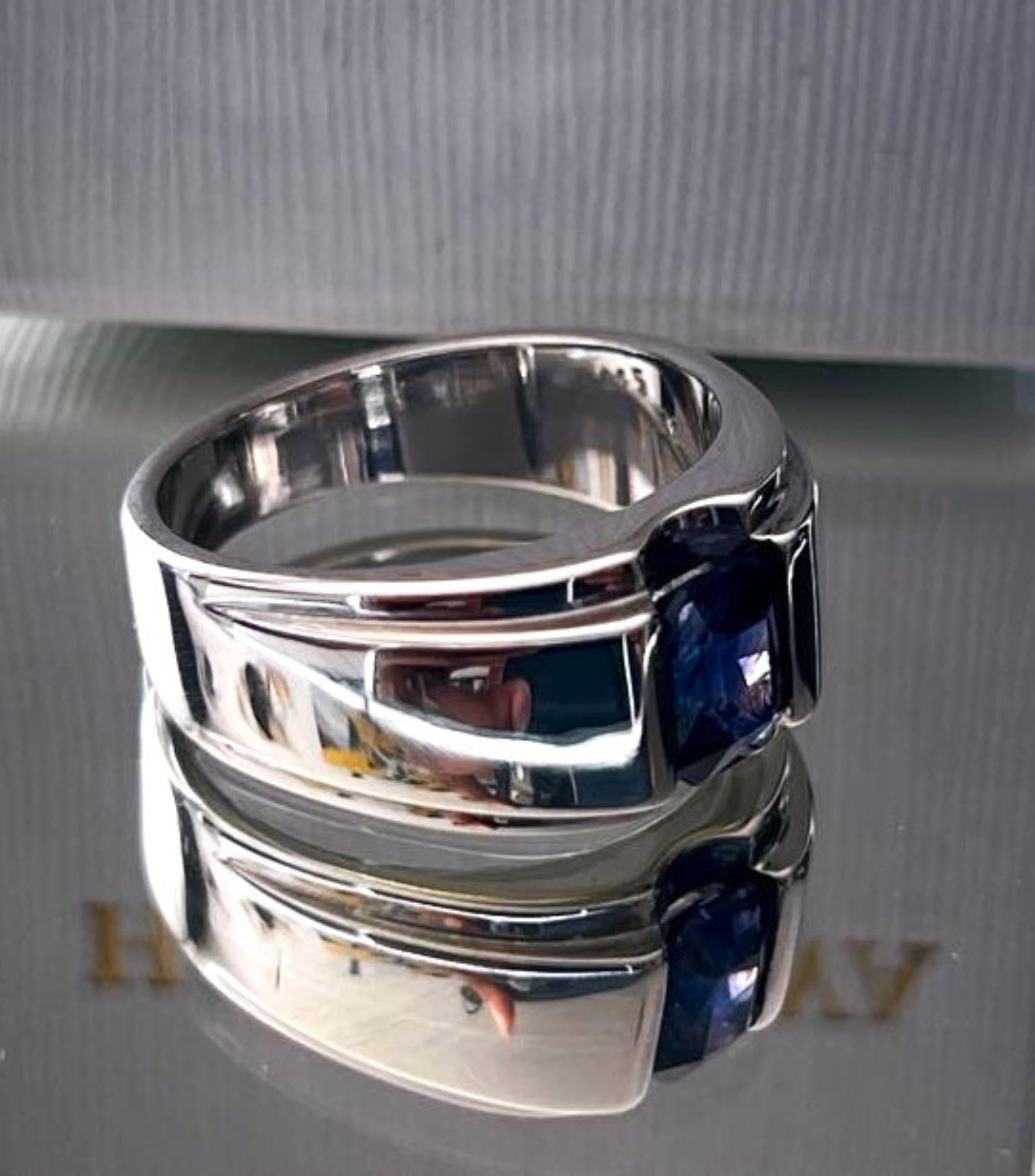 2ct Rectangular Natural Blue Sapphire Dome Platinum Sterling Silver Ring For Sale 2