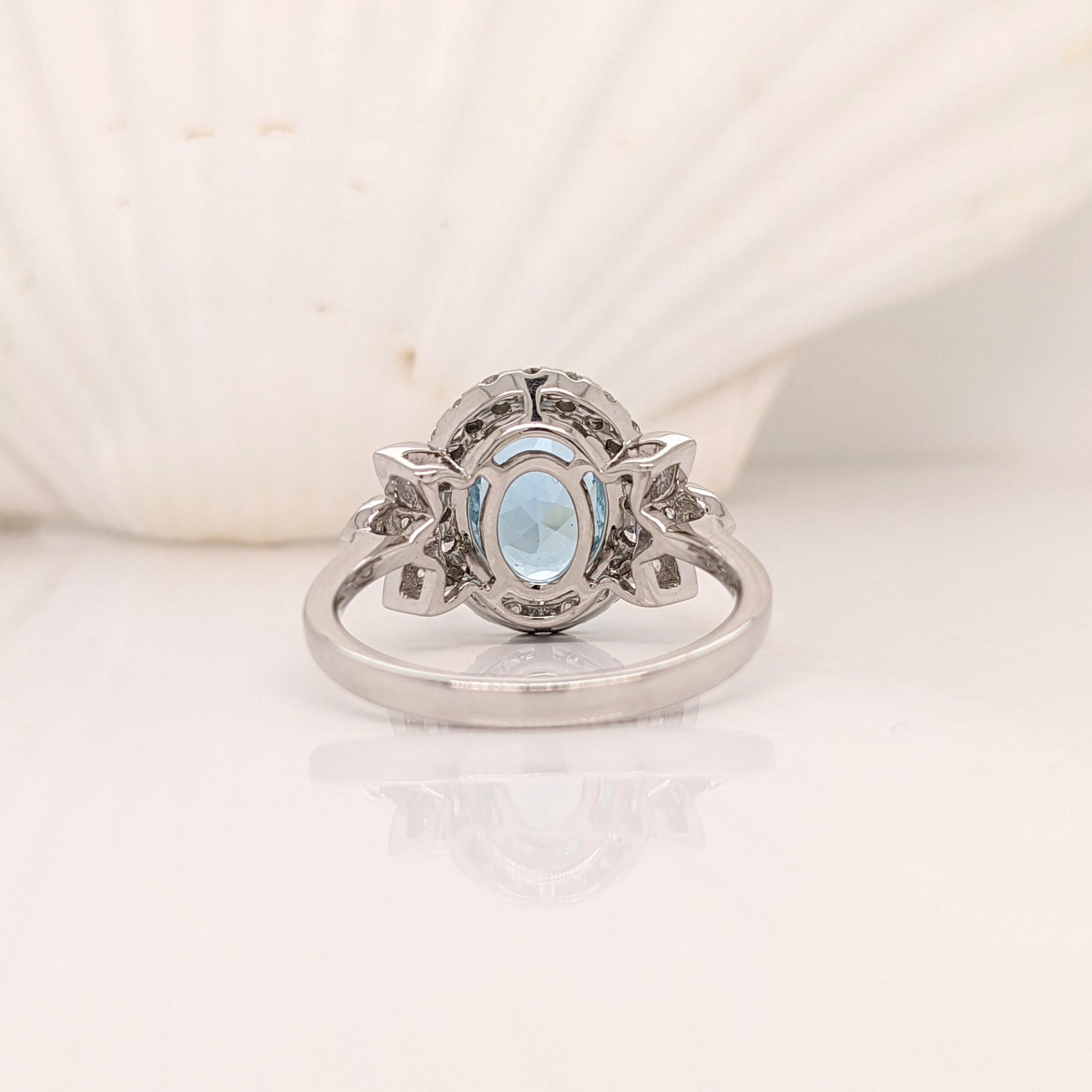 Oval Cut 2ct Santa Maria Aquamarine Ring w Natural Diamonds in Solid 14K Gold Oval 10x8mm For Sale