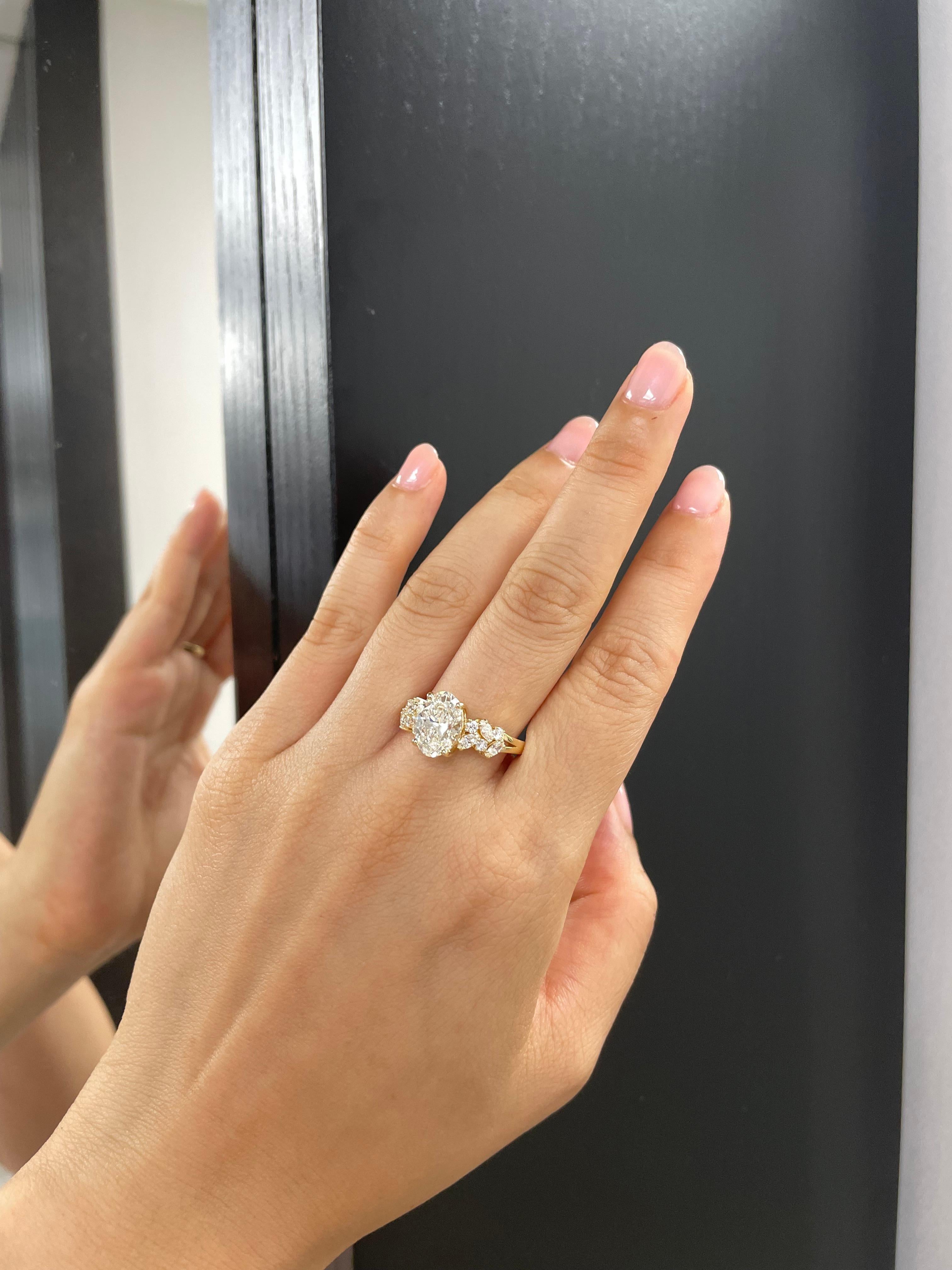 For Sale:  2ct Unique Oval Diamond Engagement Ring in 18k yellow gold  4