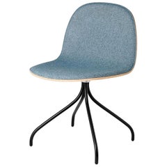 2D Meeting Chair, Front Upholstered, Black Swivel Base, Natural Oak