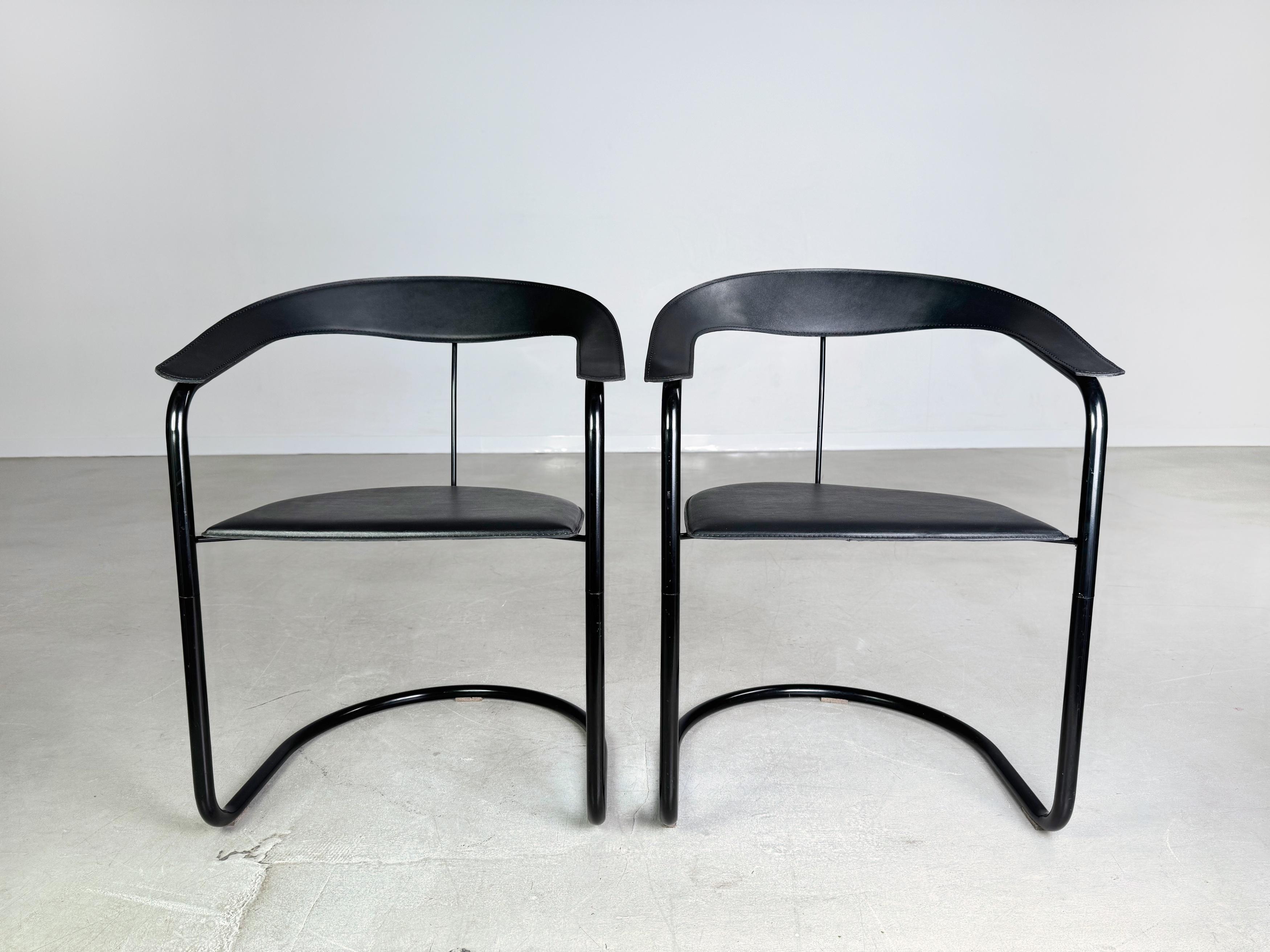 italien 2er Set Canasta Arrben Italy Stühle Design Vintage Freischwinger en vente