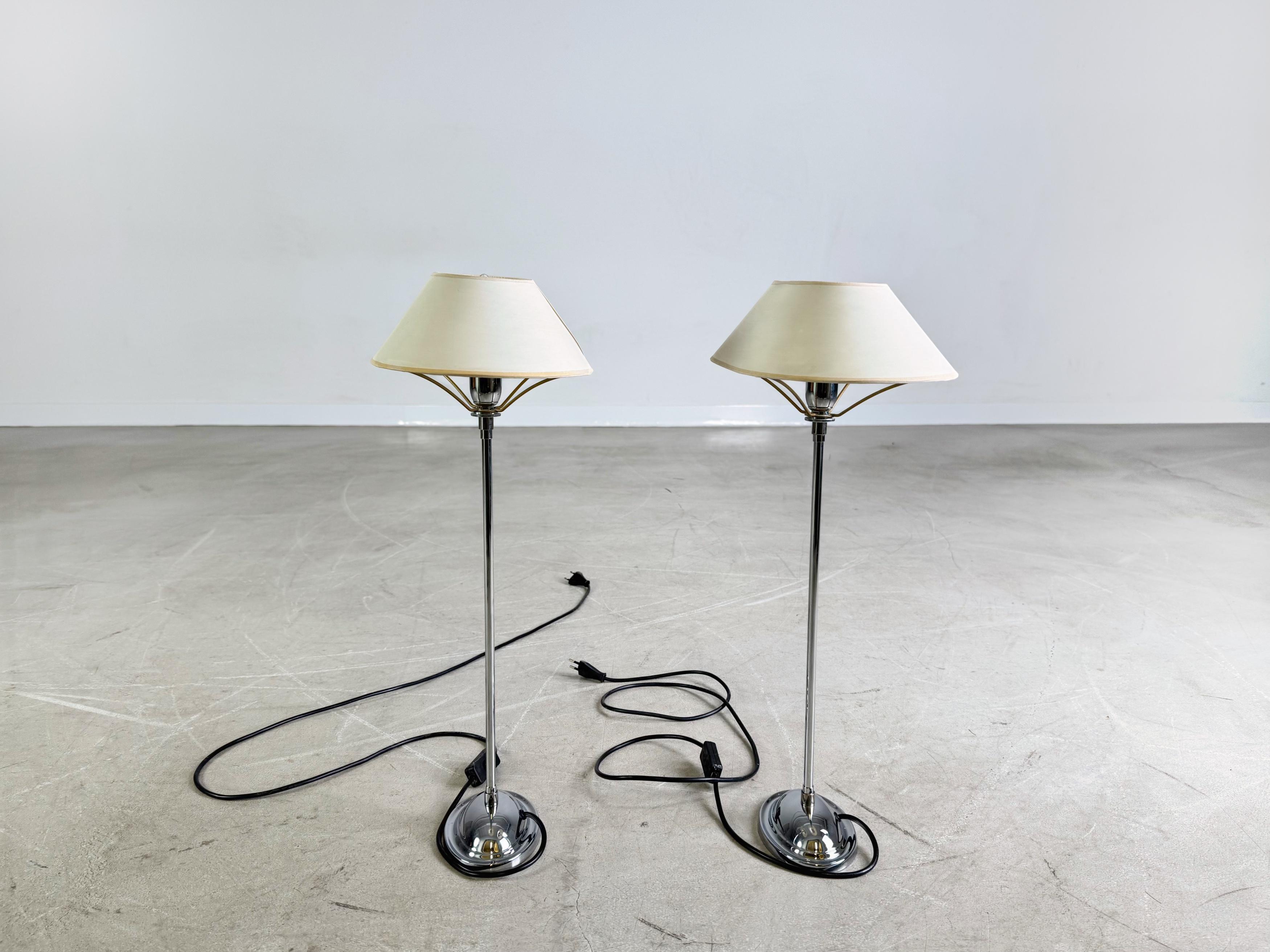 2er Set Chrom Leuchten Tischlampe Antik Stil Vintage Stehlampe In condizioni buone in vendita a Berlin, DE