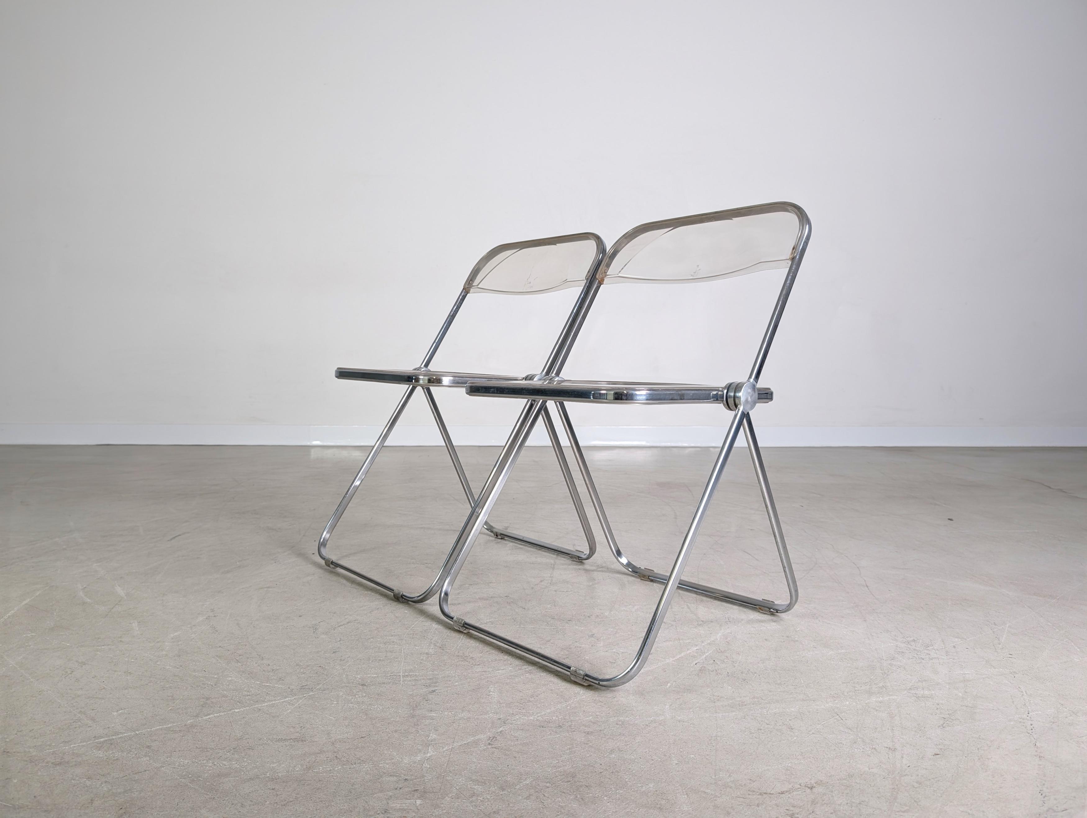 2er Set Midcentury Klappstuhl Plia Castelli Giancarlo Piretti Stuhl In condizioni buone in vendita a Berlin, DE