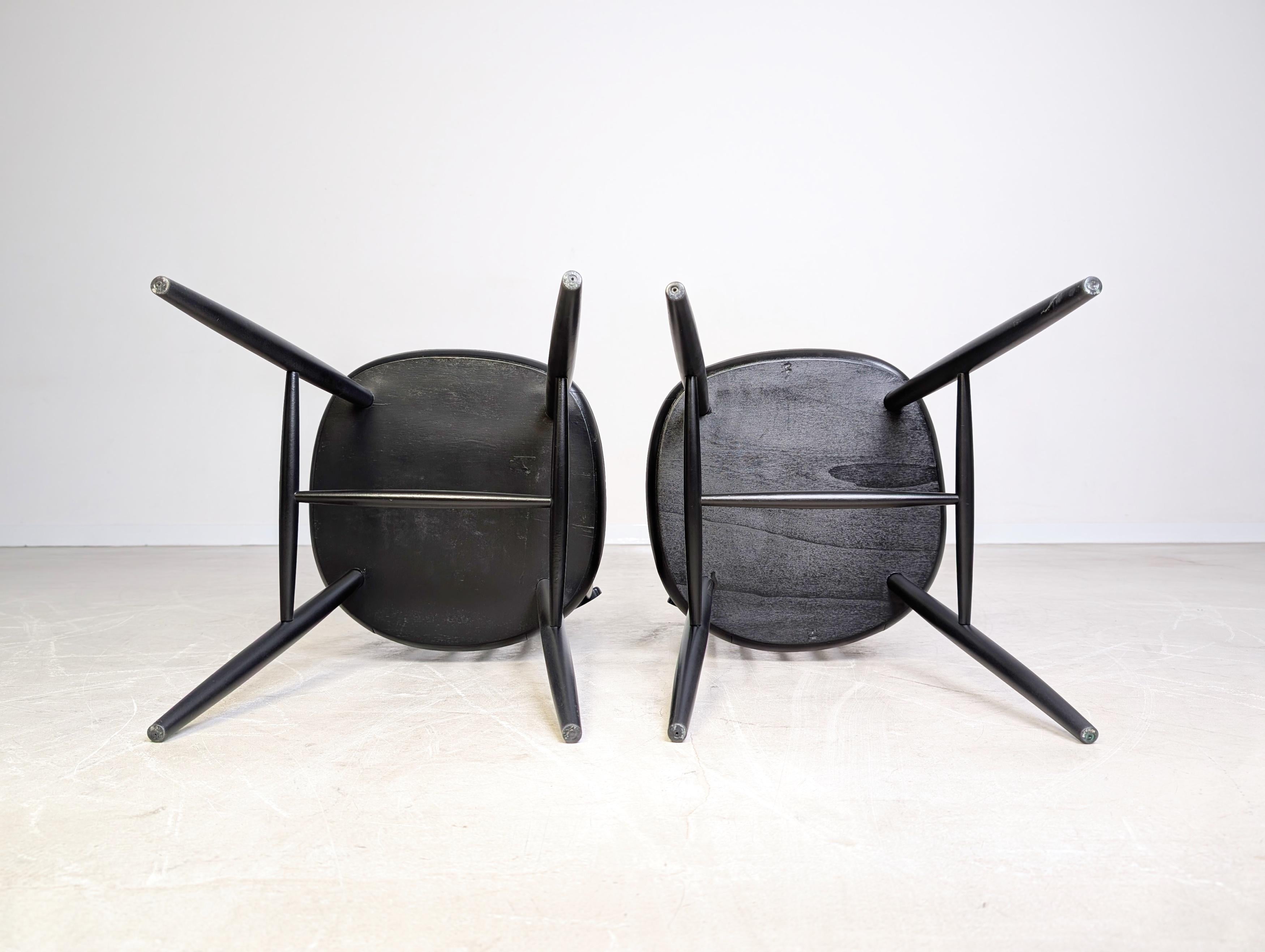 2er Set Midcentury Stuhl Ilmari Tapiovaara Vintage Holzsprossen schwarz in vendita 2