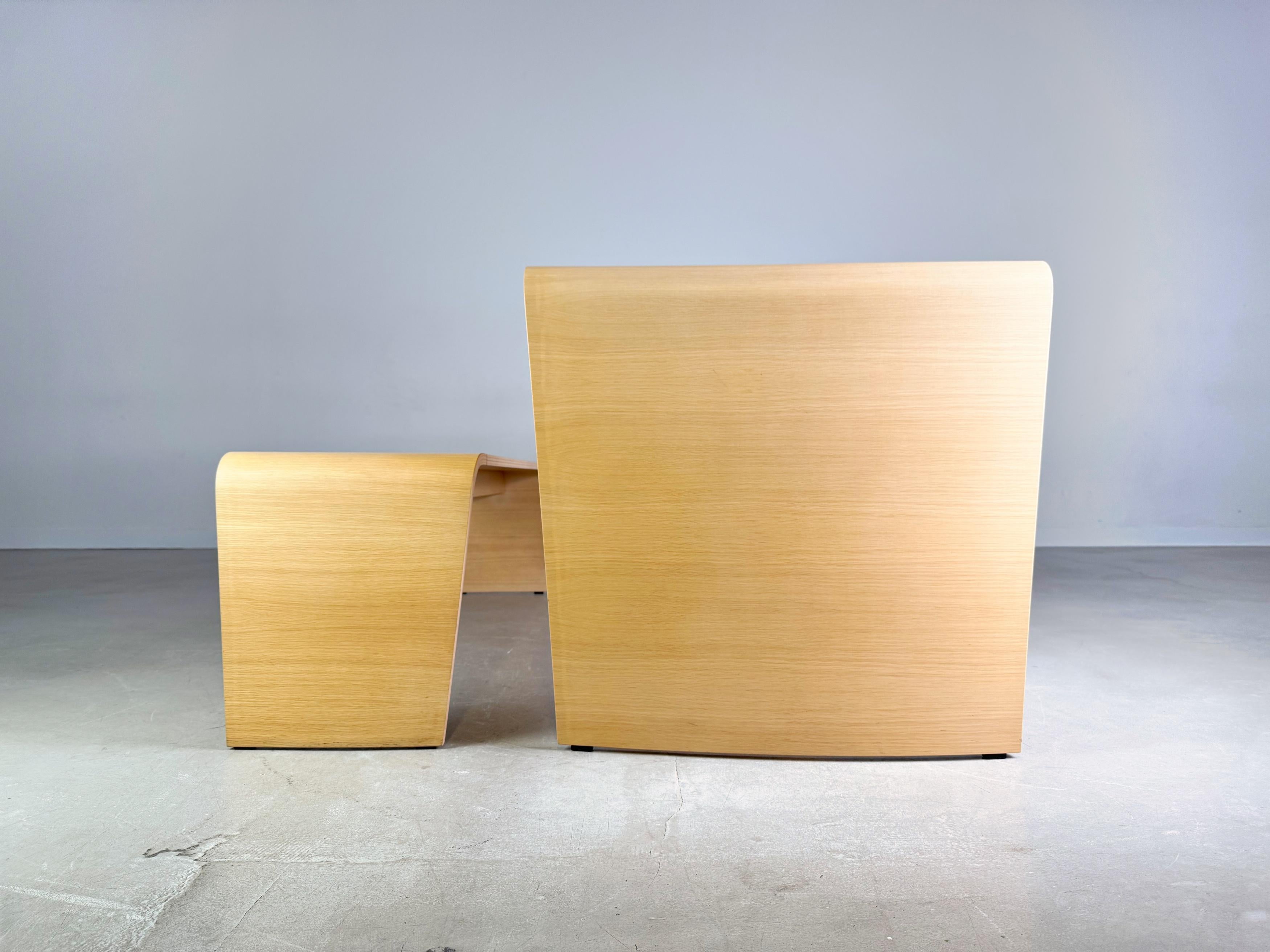 XXIe siècle et contemporain 2er Set Tisch + Sitzbank Brunner Jehs Laub Eiche Design Tisch en vente