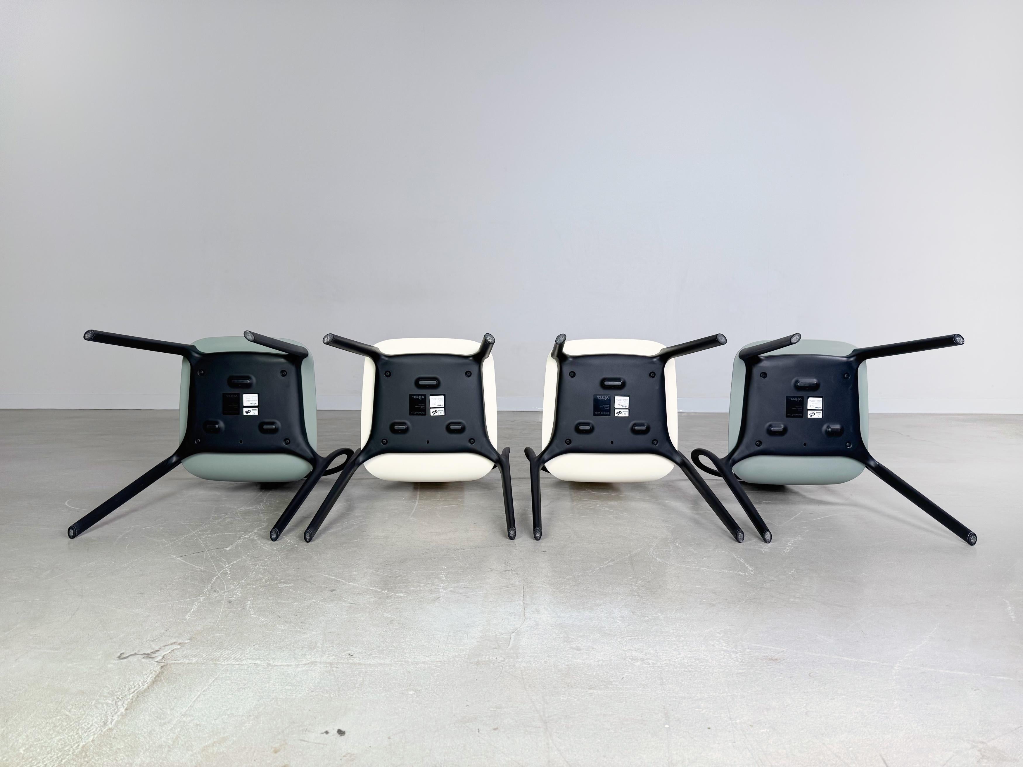 2er Set Vitra Stuhl Belleville Ronan and Erwan Bouroullec Outdoor creme in vendita 2