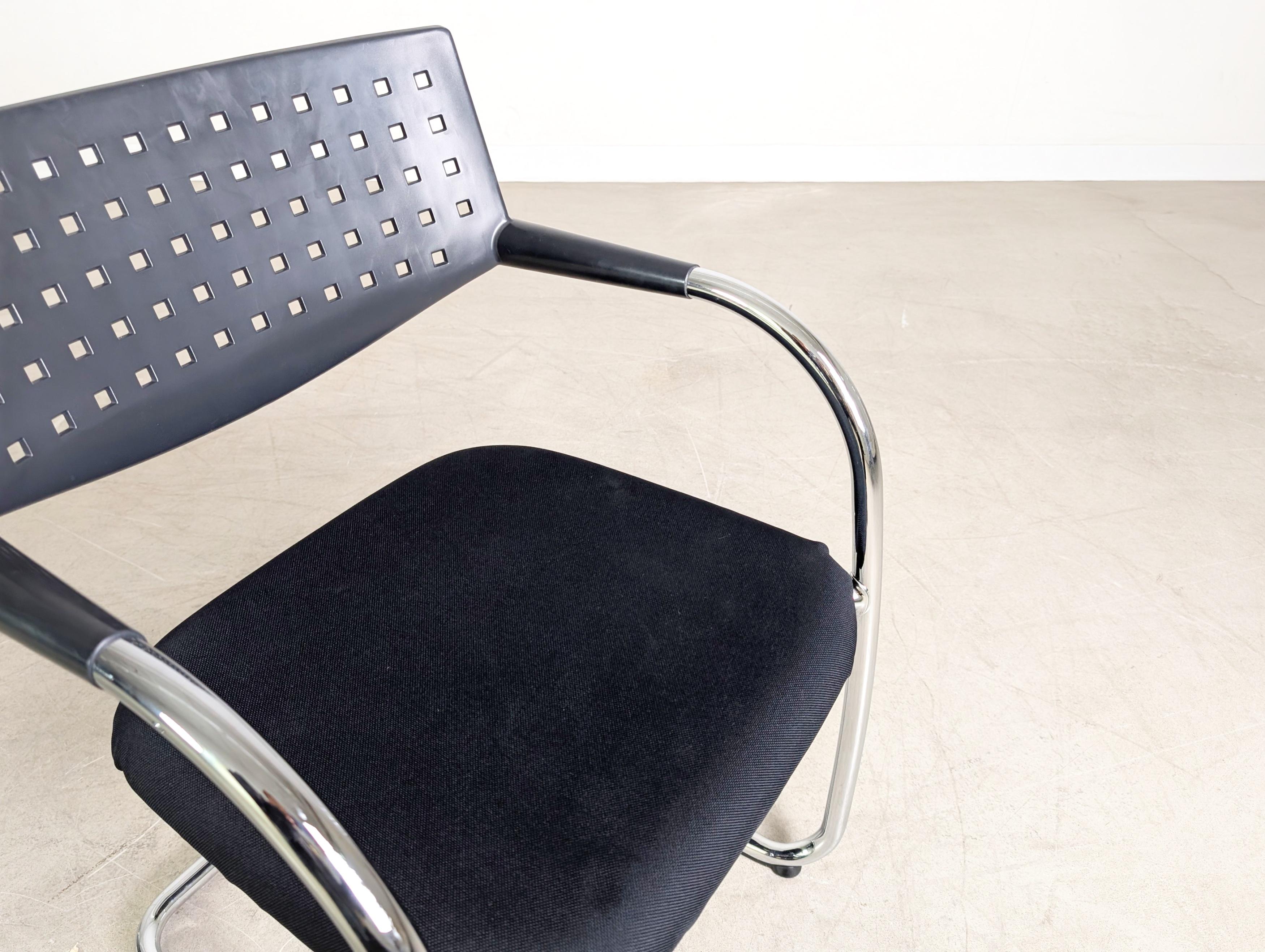 2er Set Vitra Visavis Stühle Design Freischwinger Armlehnstuhl in vendita 1