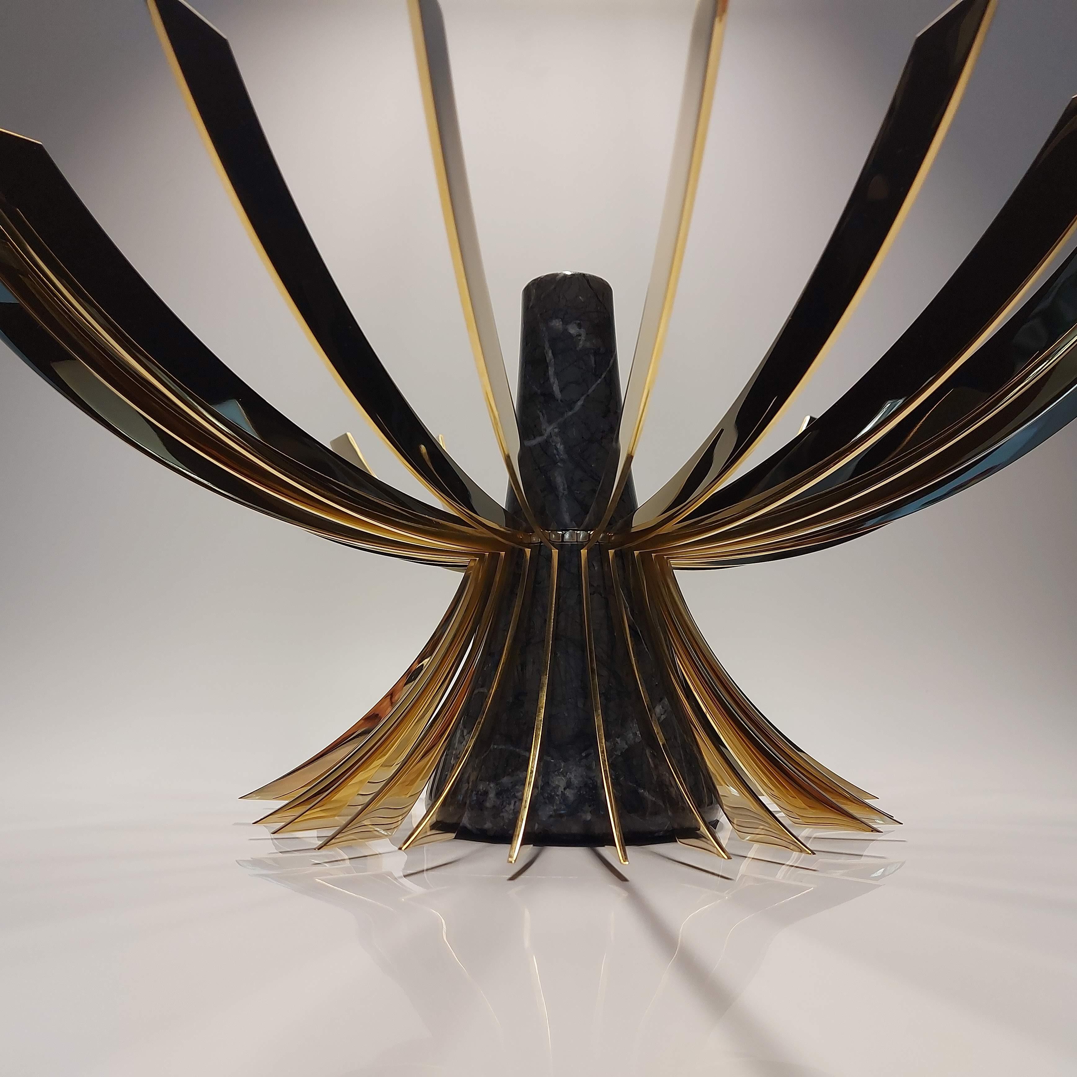 Italian 2K1M - Sagoma Fruit Bowl - Black & Gold - Marble core and Metal 24K Gold Fins. For Sale