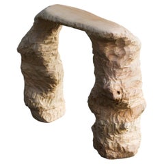 2LEGS, Mini taburete de diseño contemporáneo de madera tallada a mano