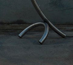 Max Enrich – moderne Stehlampe aus Edelstahl, Höhe 180 cm