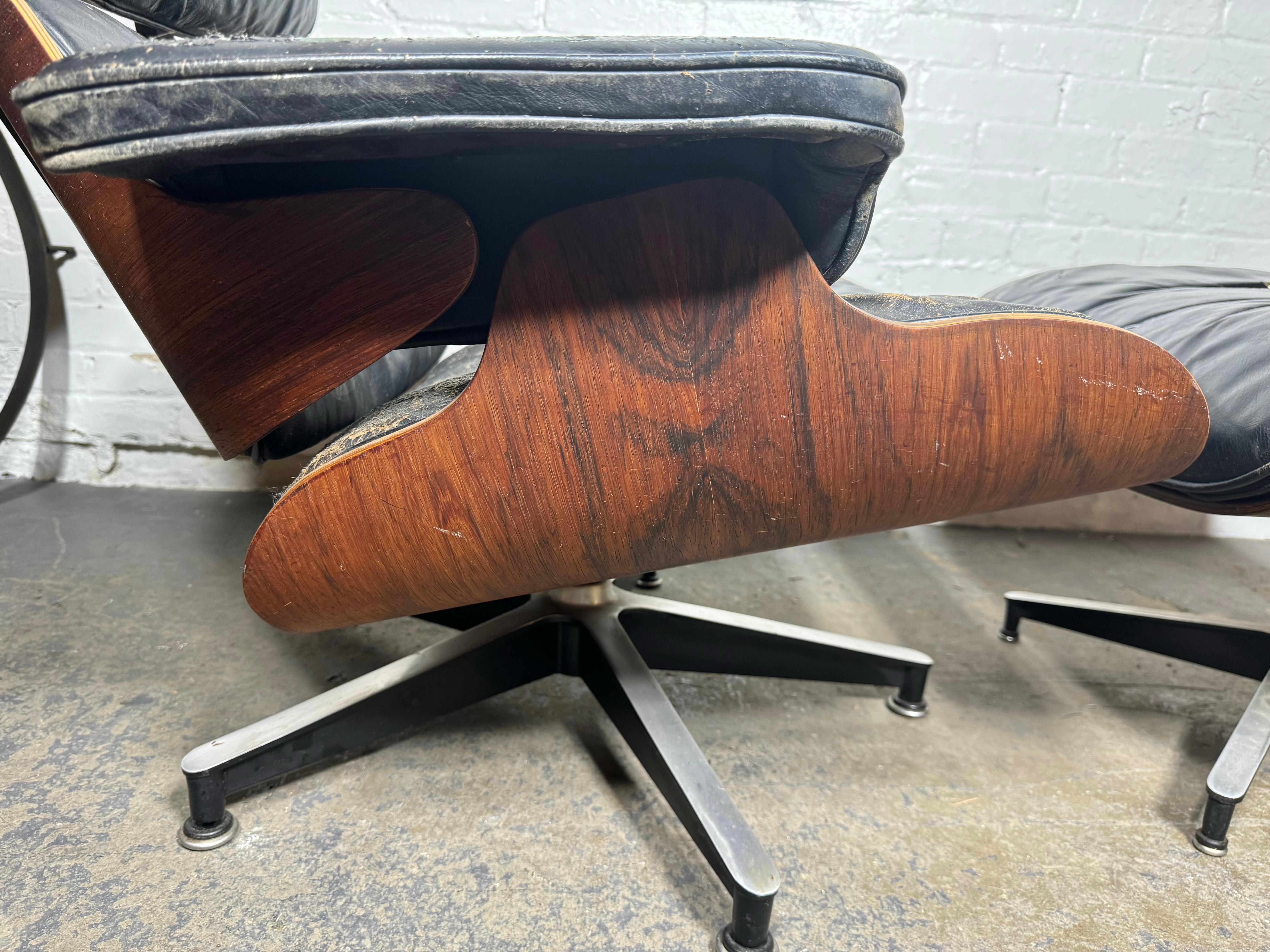 2nd generation Rosewood Eames Lounge Chair & Ottoman Herman Miller, USA 1960s 2