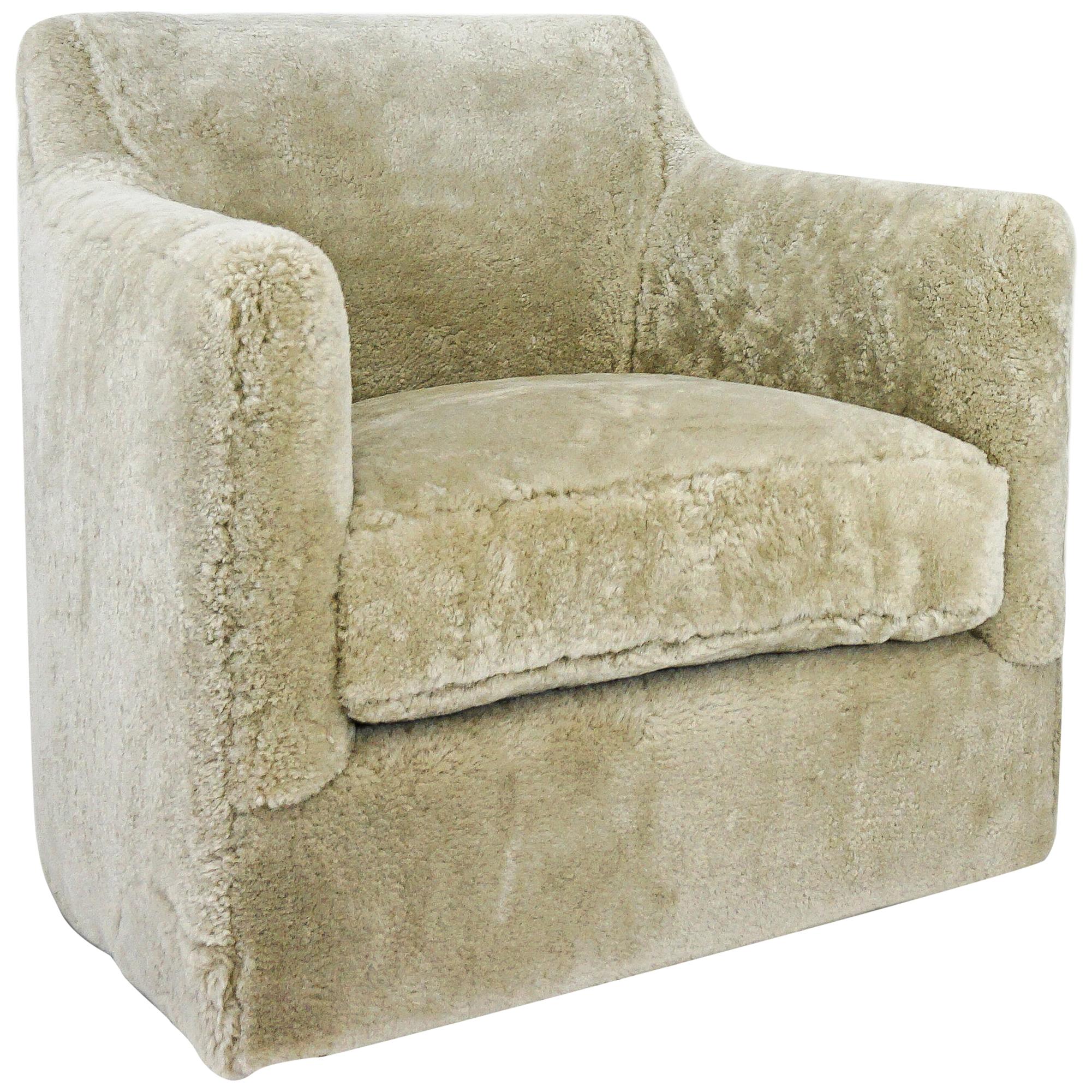 2ème paire pour Lawrence - Chaise pivotante contemporaine en peau de mouton, personnalisable en vente