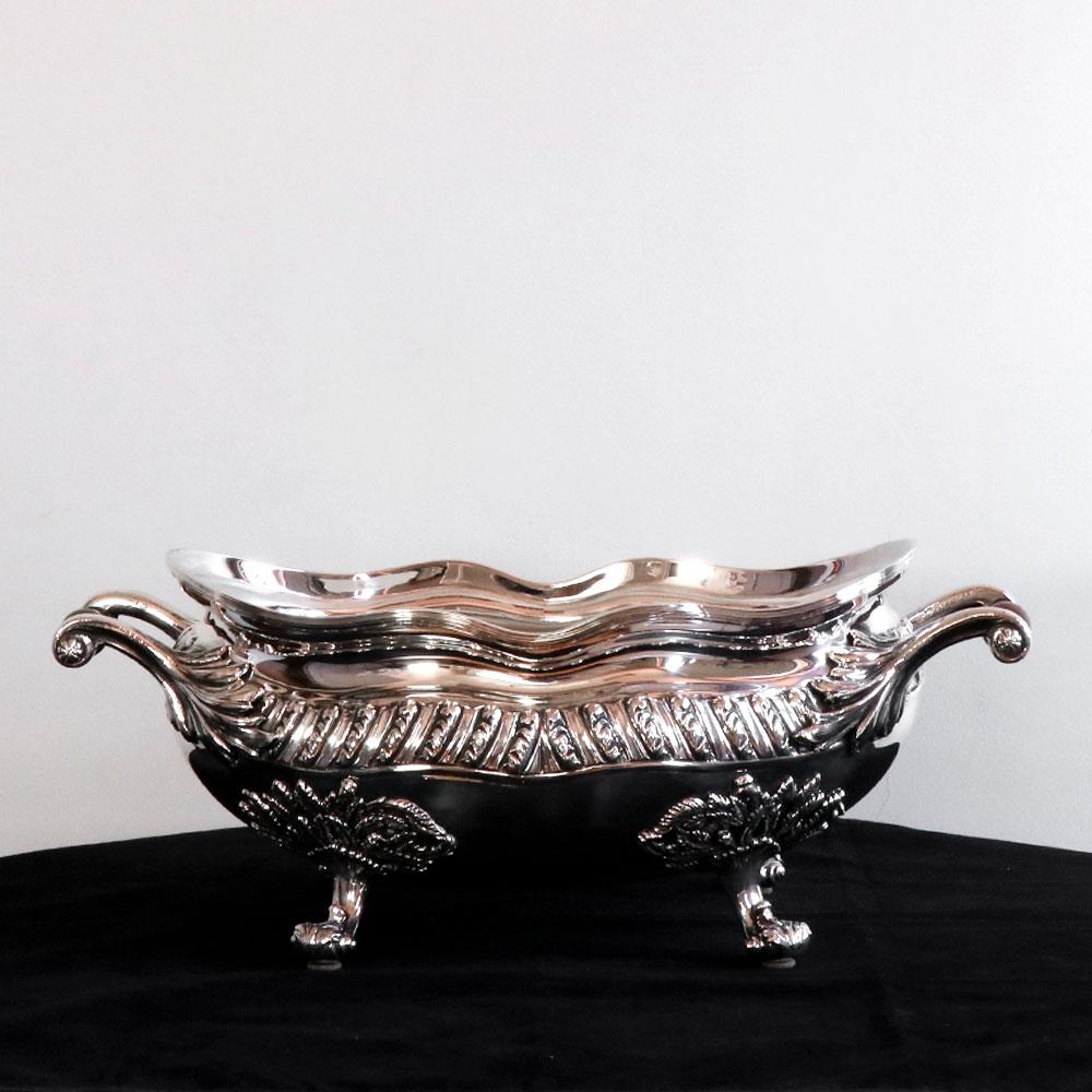 20th Century Tureen or Center Piece in Sterling Silver 925 by Alcino Silversmith For Sale 4