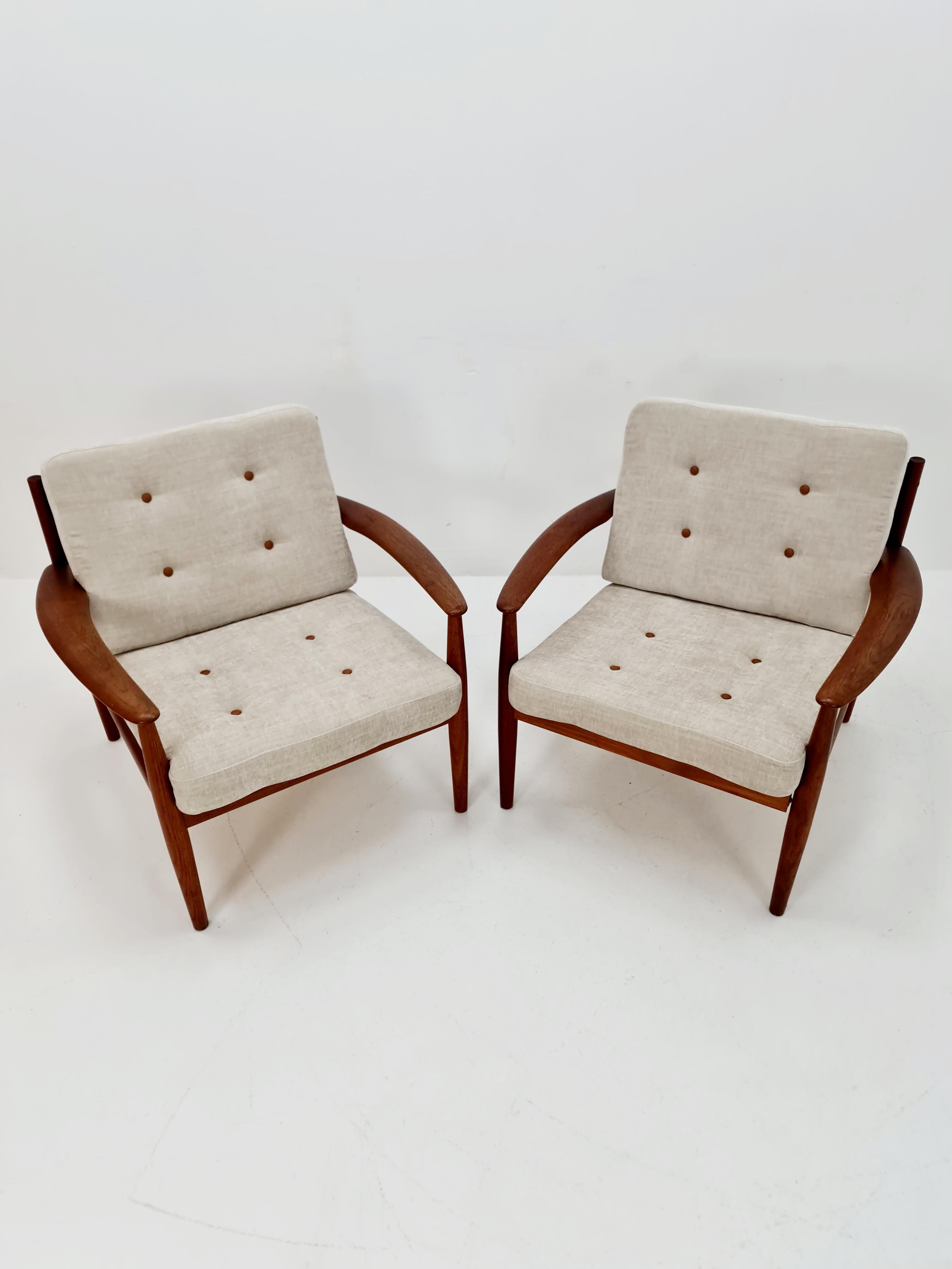 2Rare Danish teak lounge chair/ Easy chair by Grete Jalk For France &Son , 1960s In Good Condition For Sale In Gaggenau, DE