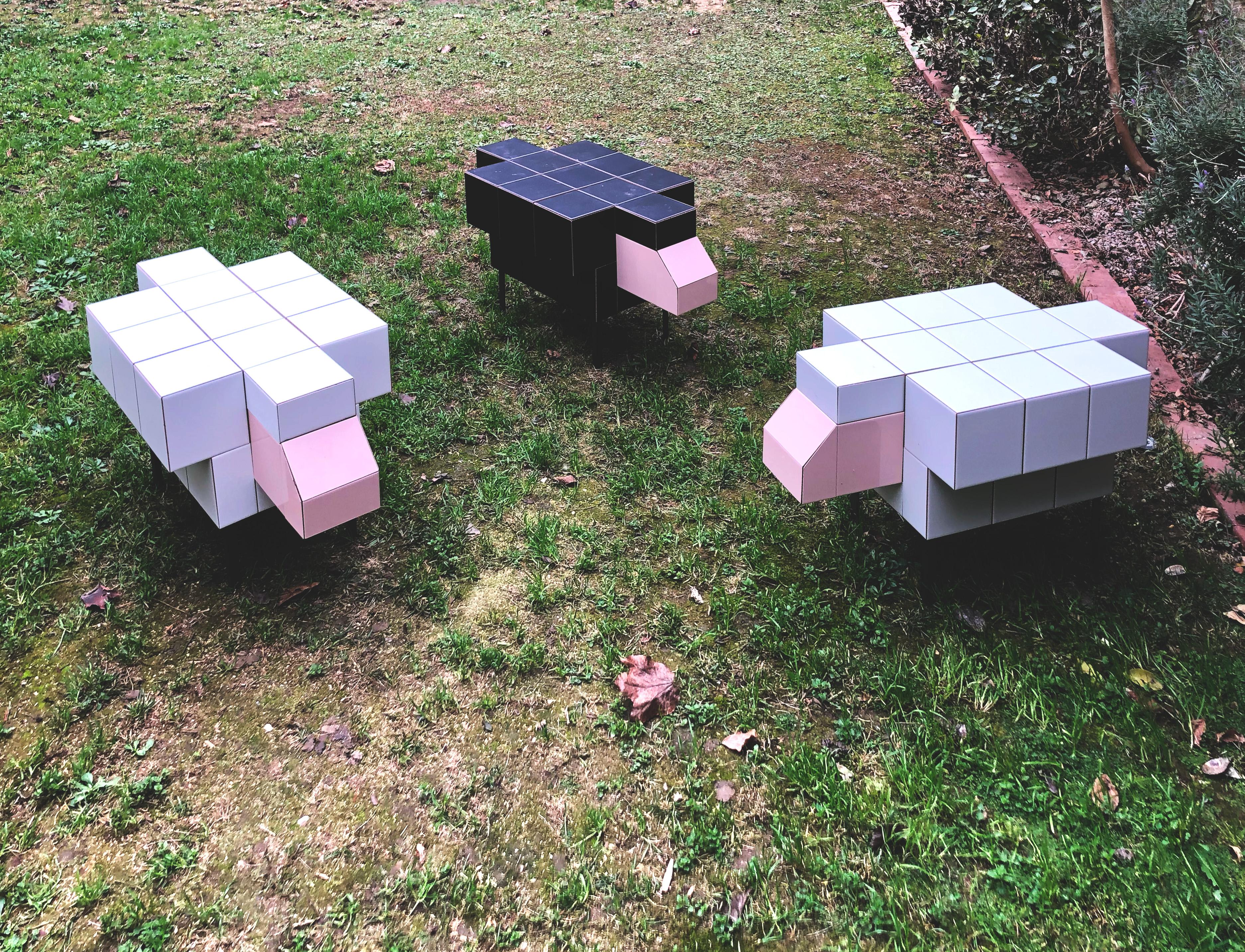 2Table d'appoint sculpturale en forme de mouton noir par Bussoga - Céramique et acier en vente 4