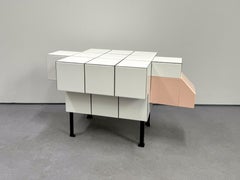 2Mesa auxiliar escultórica de azulejos de cerámica blanca "Taula Ovella" by Bussoga