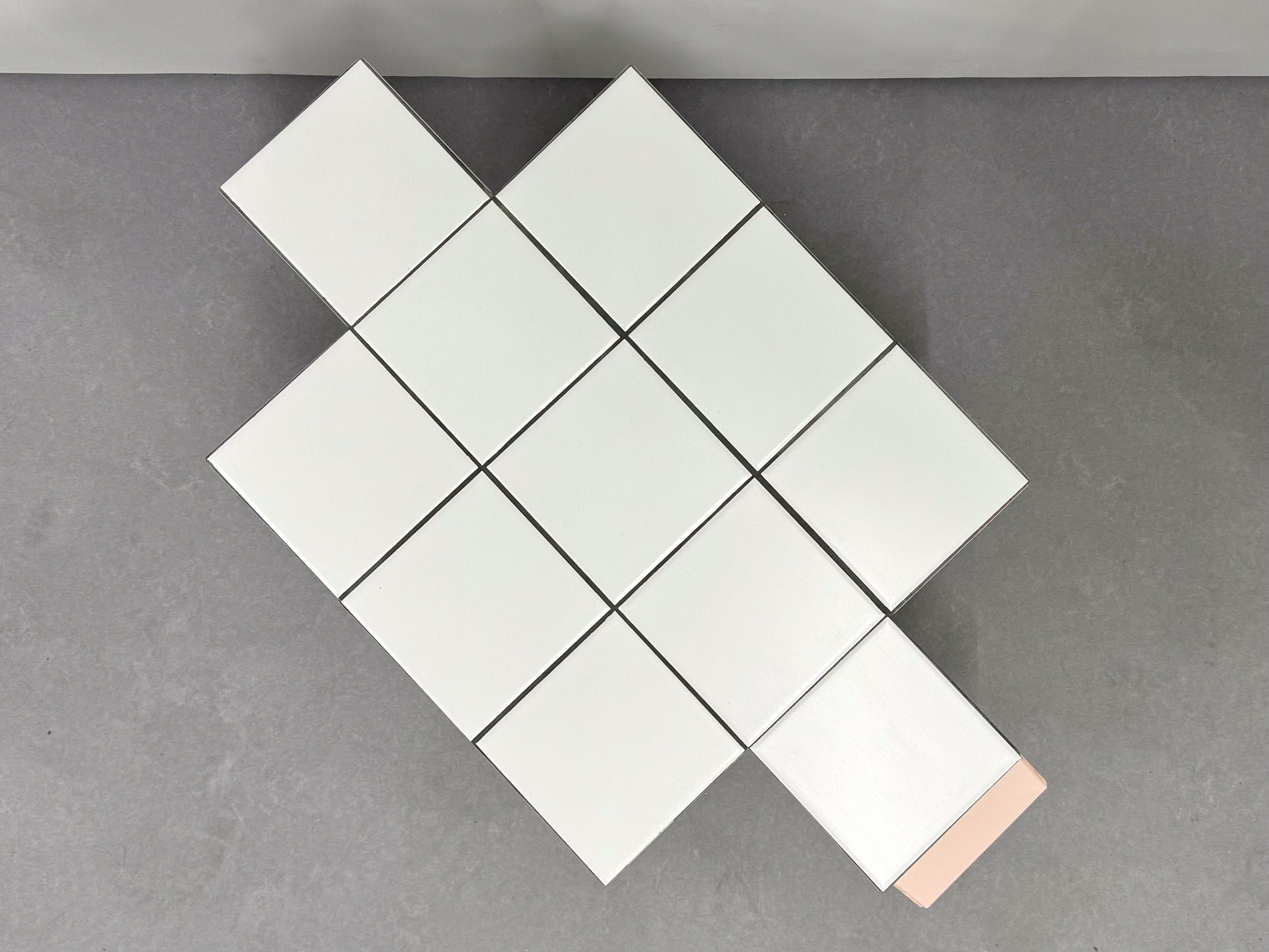 2Table d'appoint sculpturale en céramique blanche 