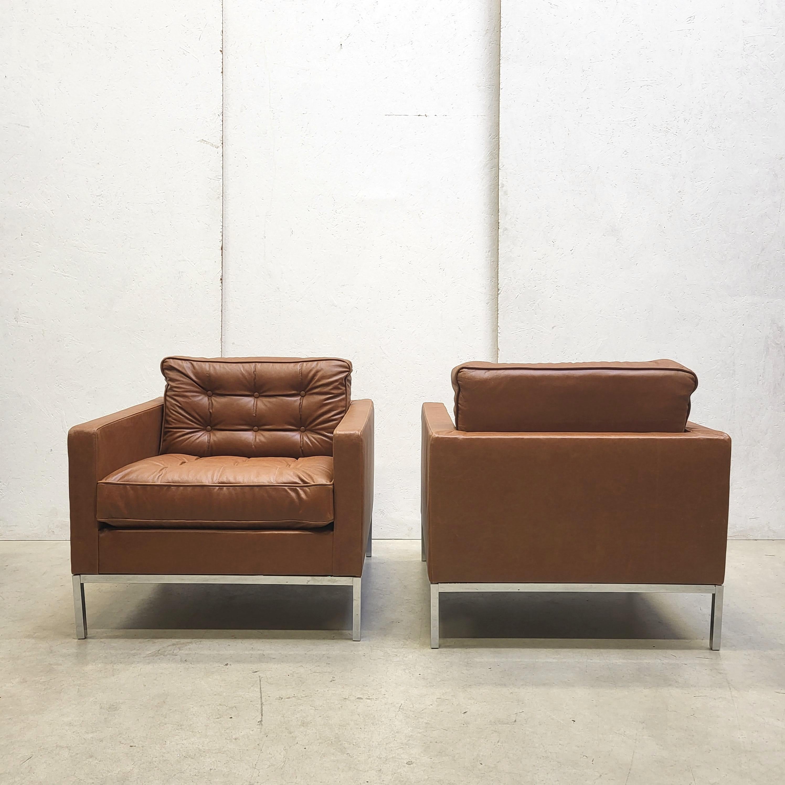 Late 20th Century 2x 3 Seater Knoll Studio Sofa and 2x Club Chair by Florence Knoll Pine Brown
