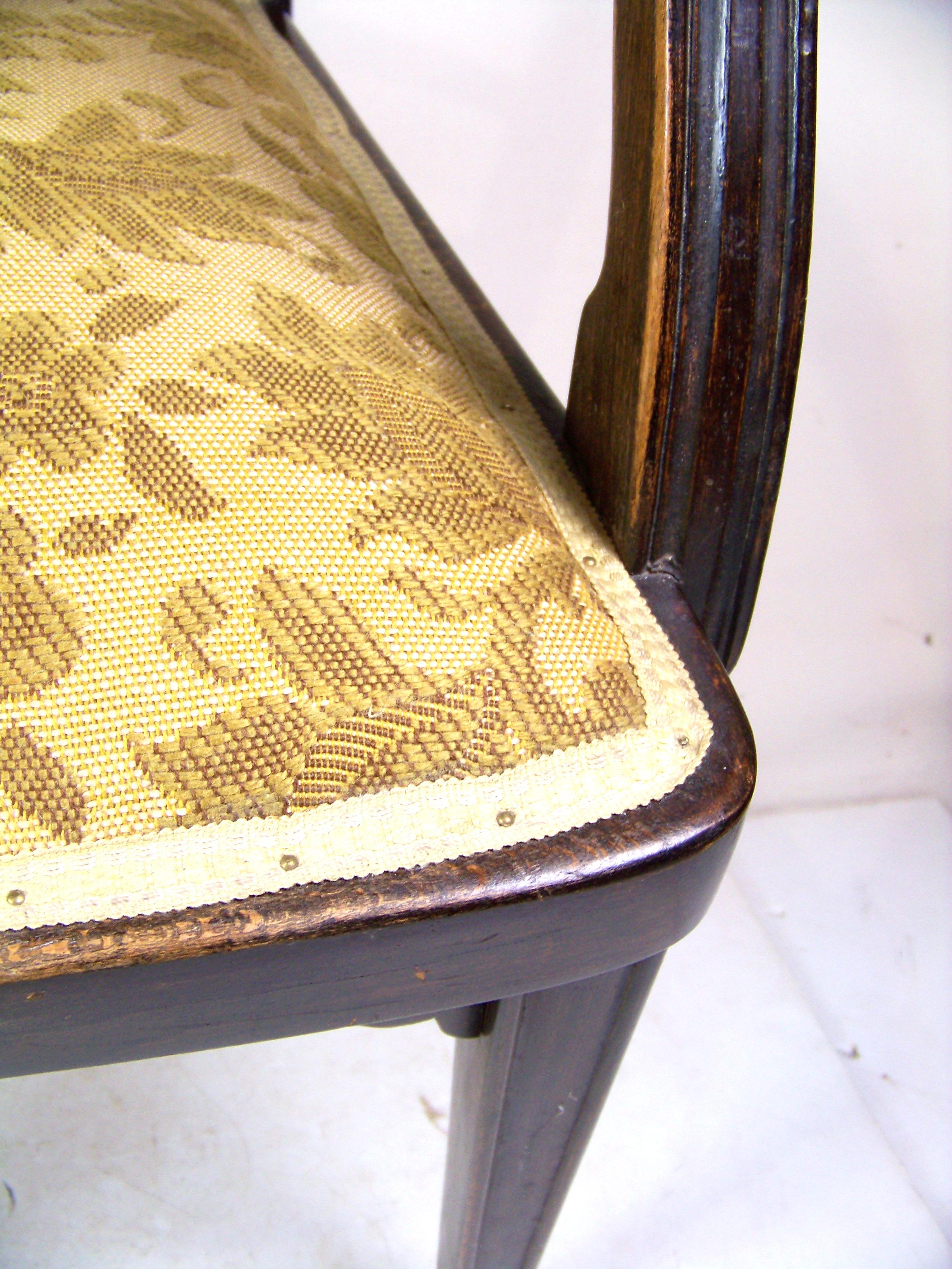 2x Poltrone Thonet Nr.562 di Gustav Siegel, tavolo Thonet Nr.178 in vendita 1