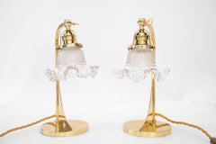 2x lampes de table Art Deco avec abat-jour en verre d'origine viennois vers 1920