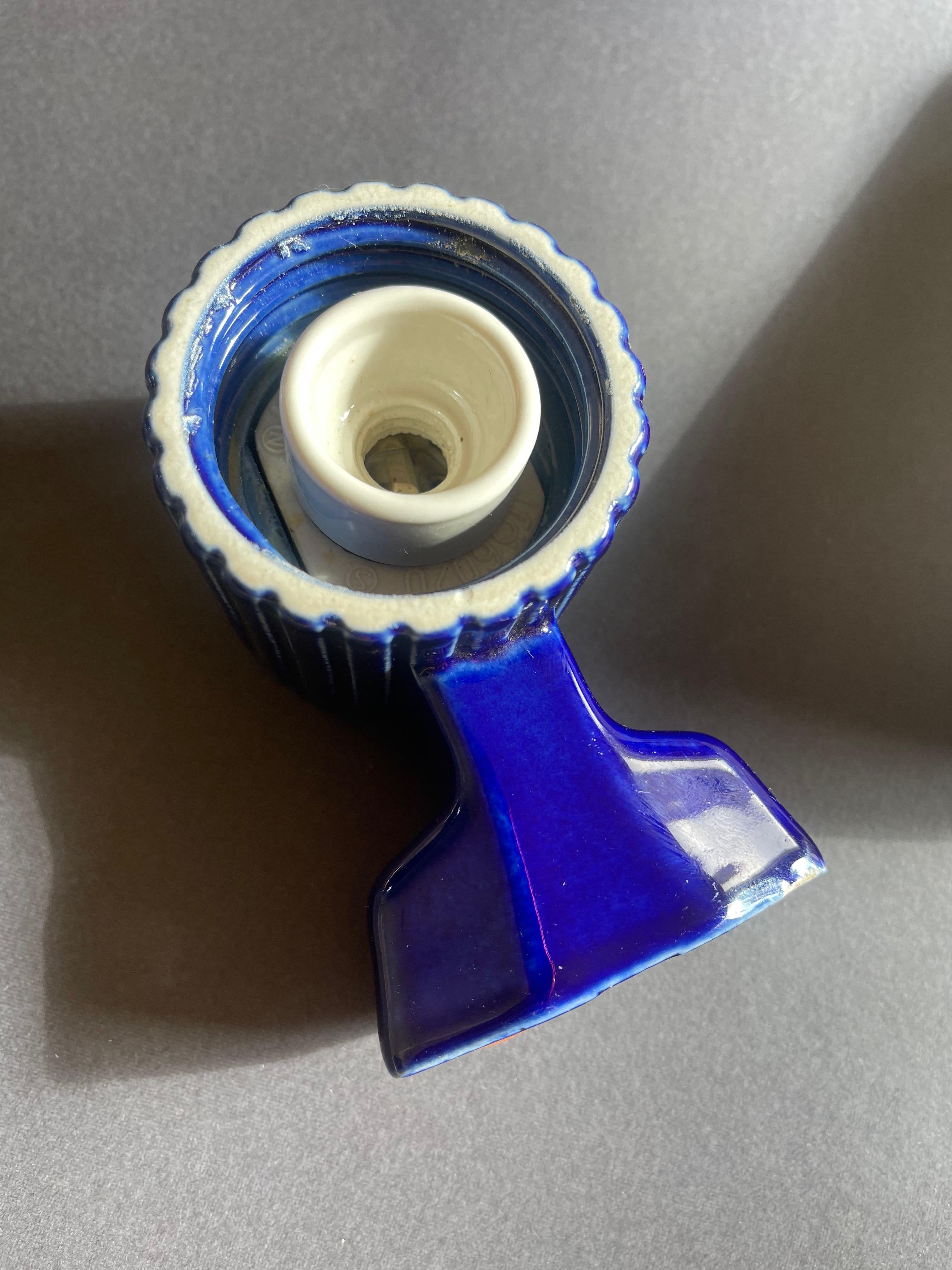 2 appliques en porcelaine bleue et verre opalin par S. Bernadotte pour IFÖ, Suède en vente 4