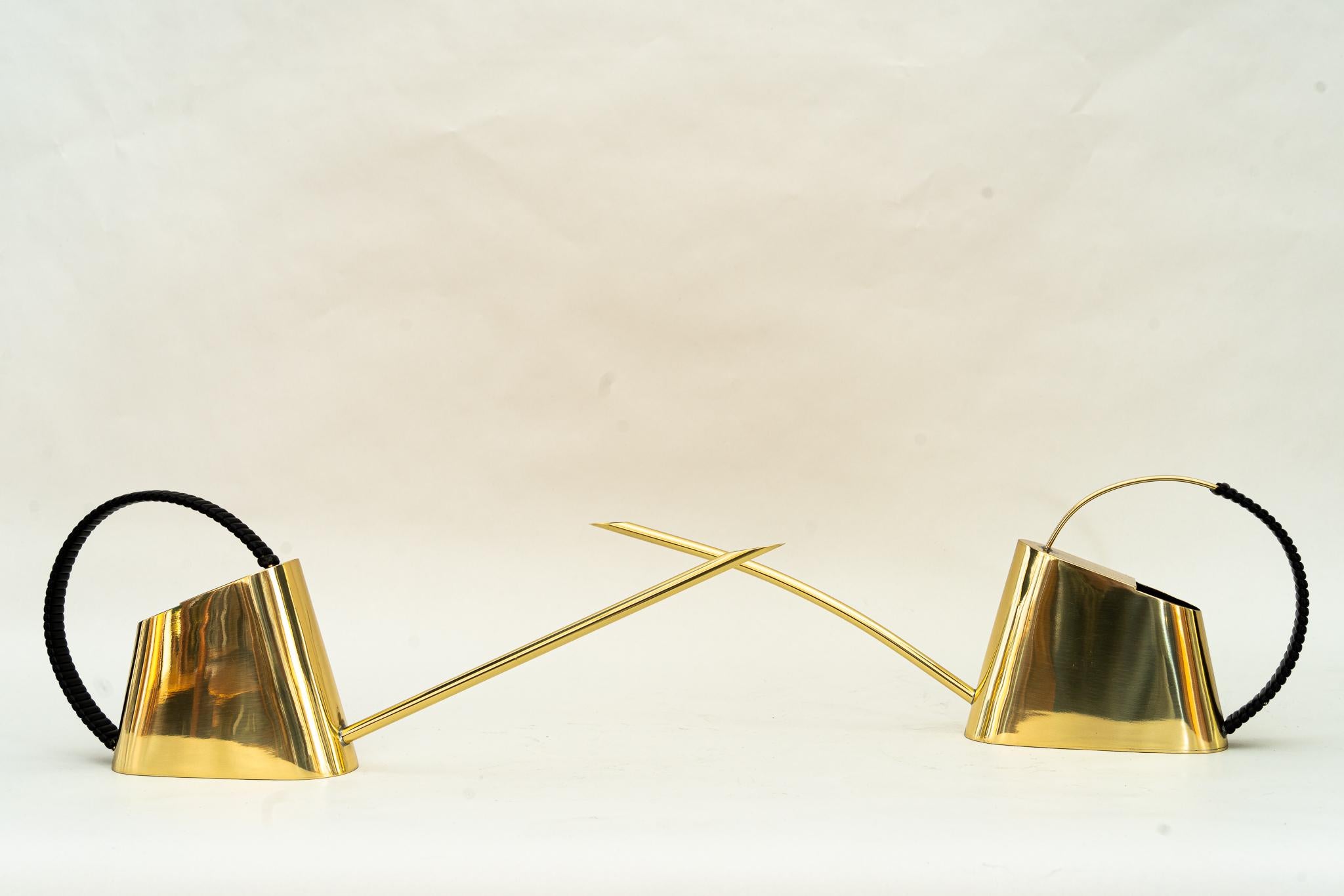 2x Brass Watering Cans, circa 1950s For Sale 8