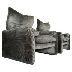 Vintage 2x Cassina Maralunga Sessel Vico Magistretti Stoff grün kord samt