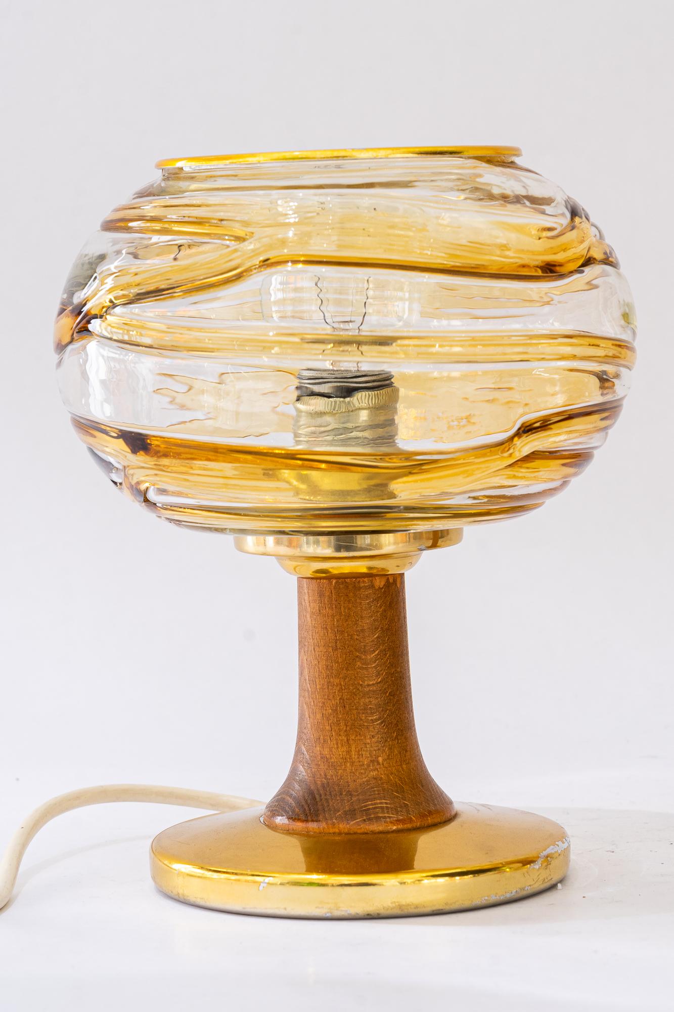 2x lámparas de mesa Doria alemanas alrededor de los años 70
Estado original
Tulipas de cristal originales