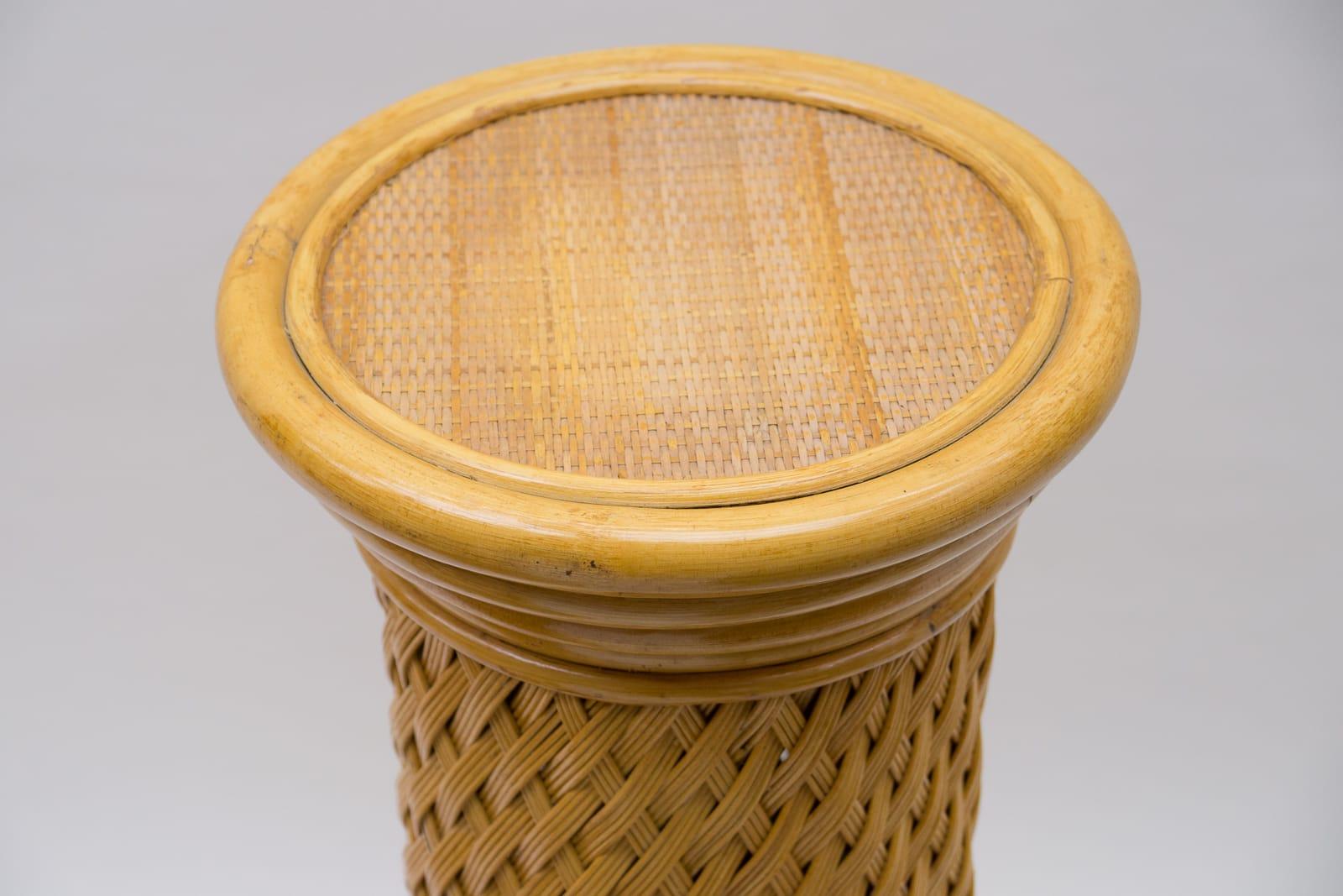 2 Elegant Hollywood Regency Rattan Wicker and Bamboo Columns, 1960s, Italy For Sale 4