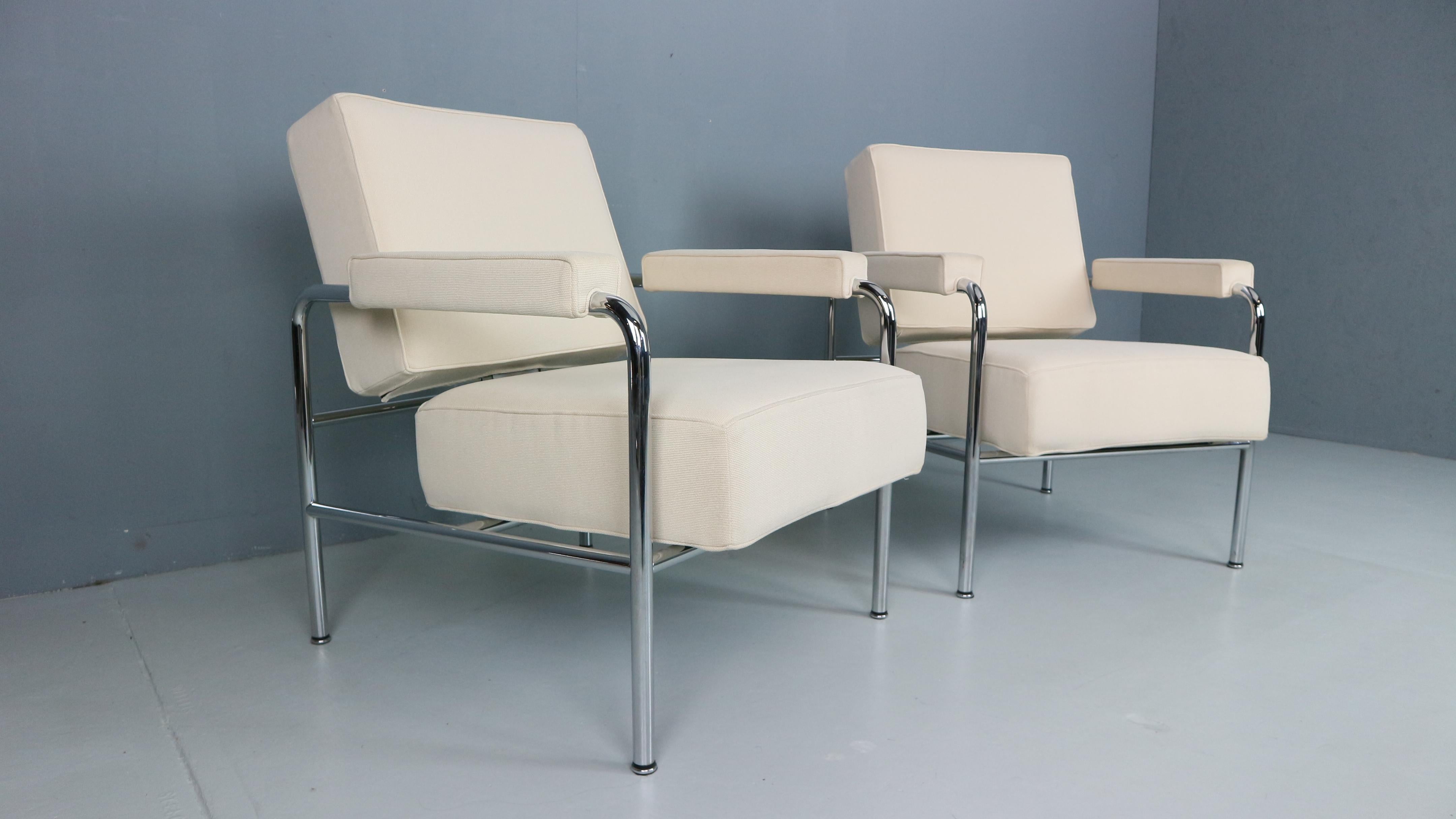 Mid-Century Modern 2x Fauteuils Wagon Fumoir LC 13 Le Corbusier, 1931 en vente