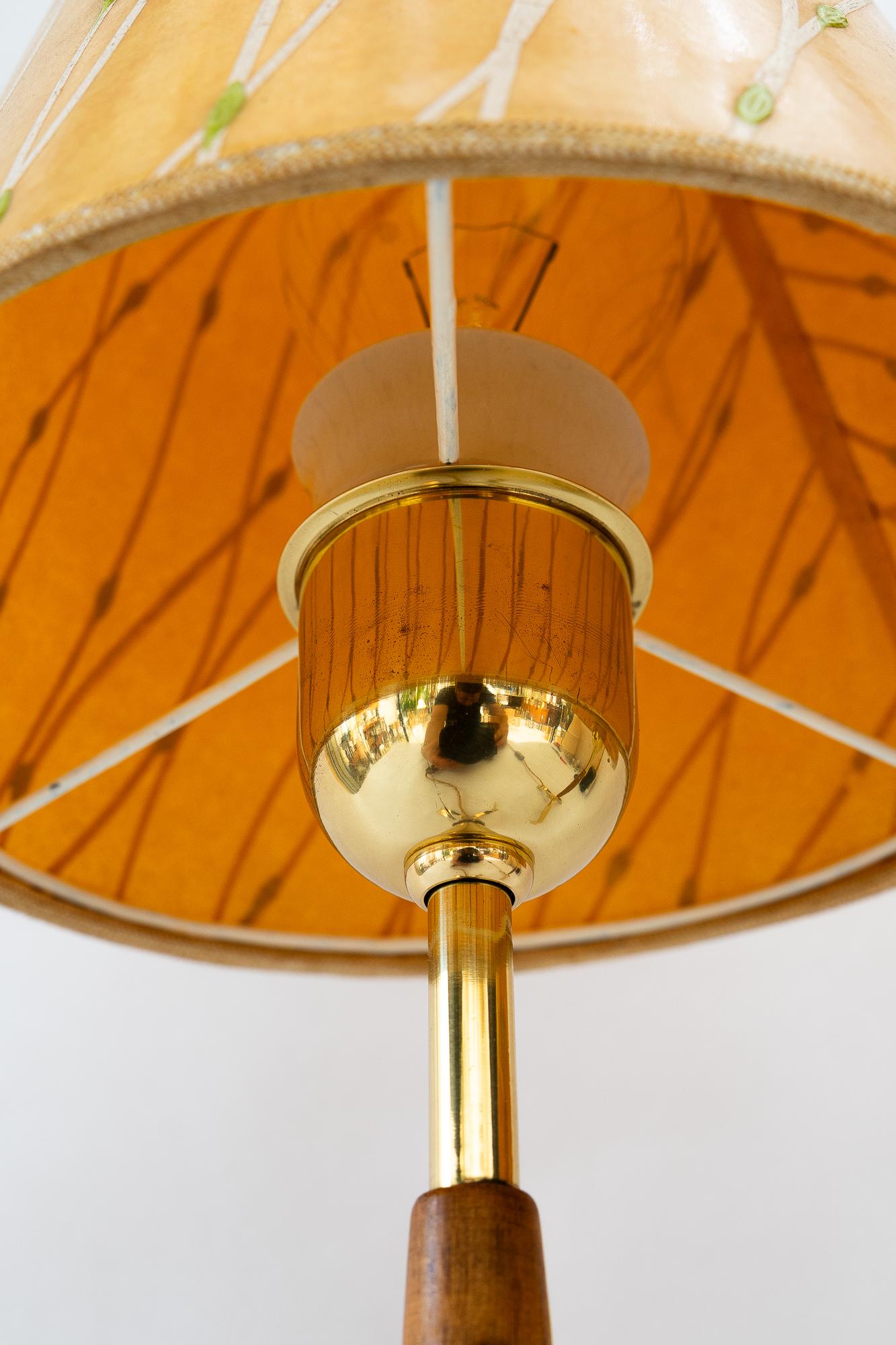 Lacquered 2x J.T.Kalmar Table lamps with original shades vienna around 1950s For Sale