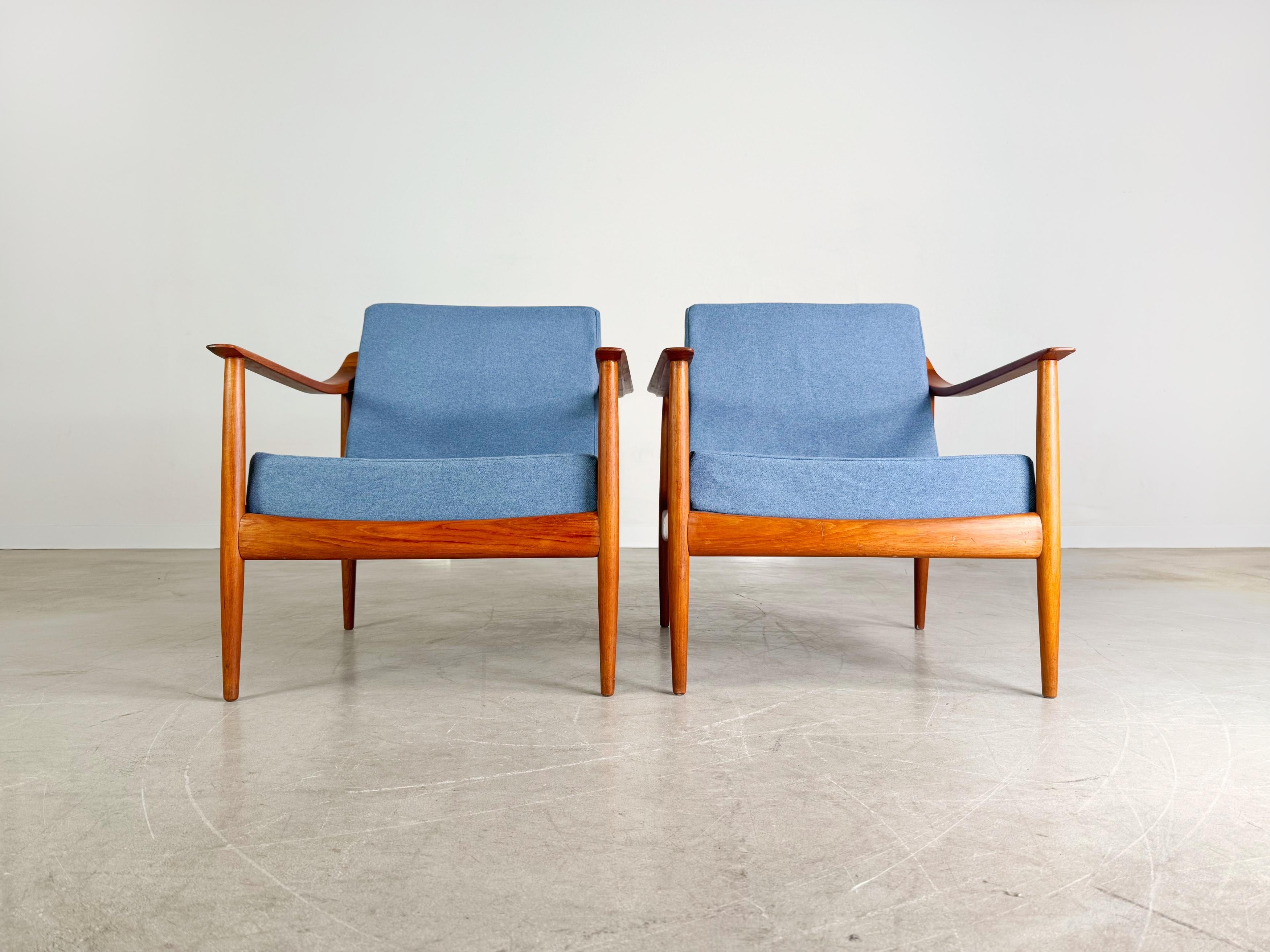 Mid-Century Modern 2x Knoll Antimott Sessel Midcentury Armlehnstuhl fauteuil Vintage en vente