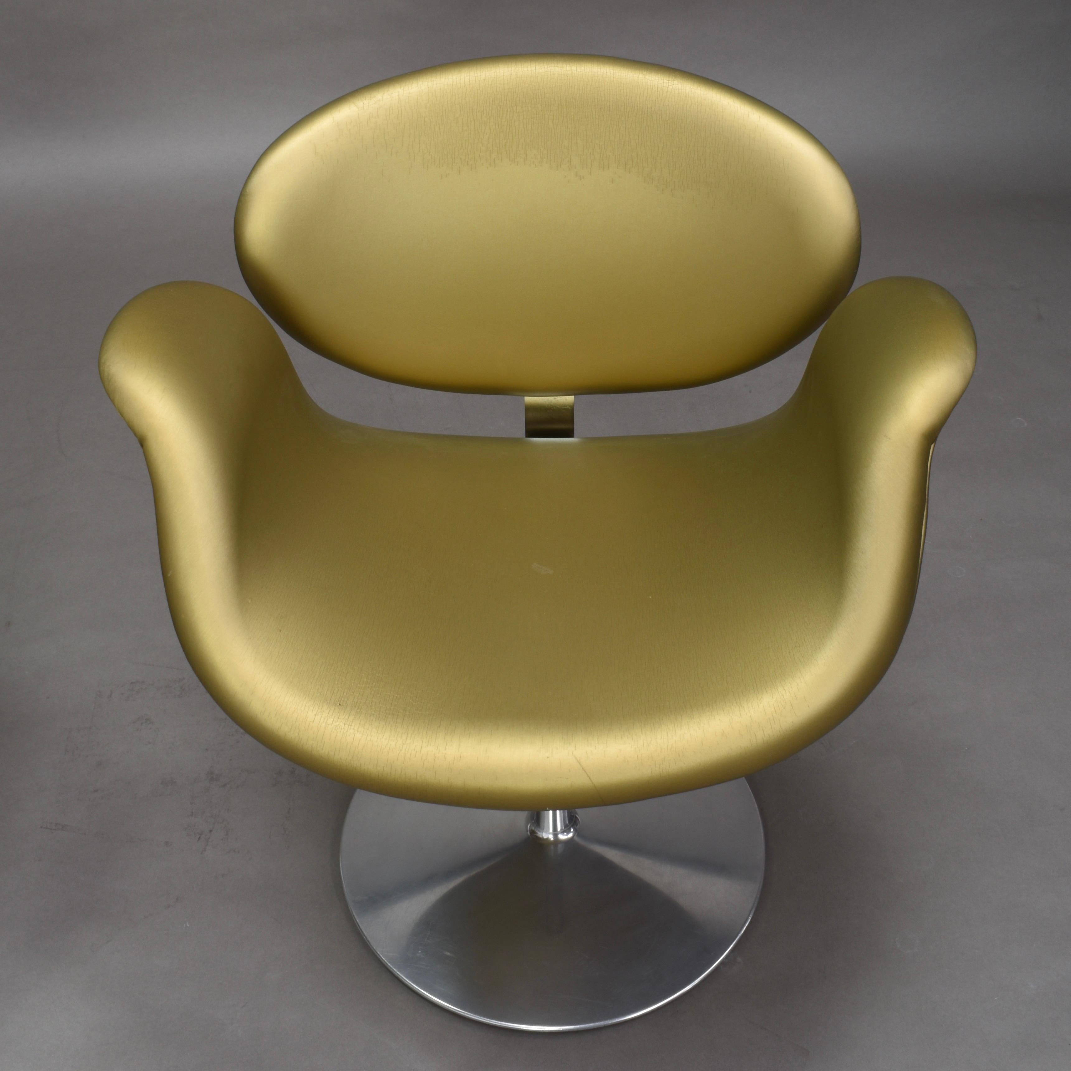 2 Limited Edition Pierre Paulin Tulip Swivel Armchairs for Artifort, 1965 For Sale 1