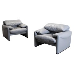 2x Maralunga leather armchairs by Vico Magistretti for Cassina
